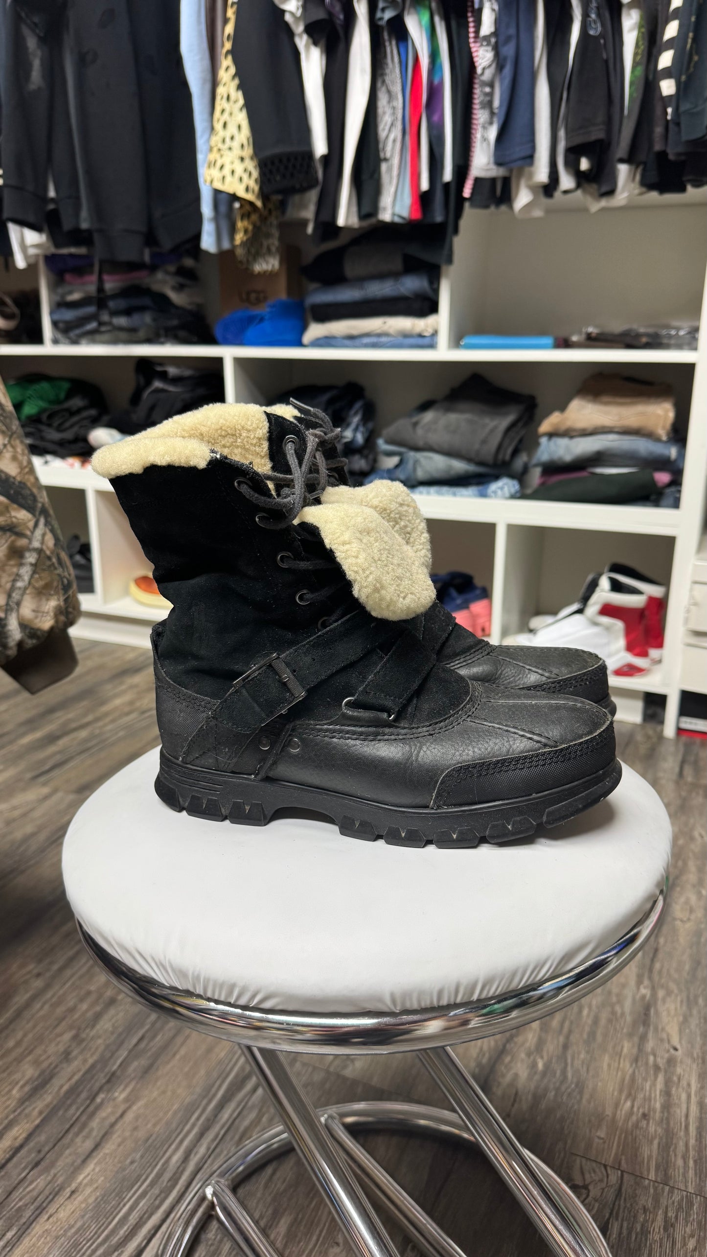 POLO FUR SKI BOOTS (9.5)