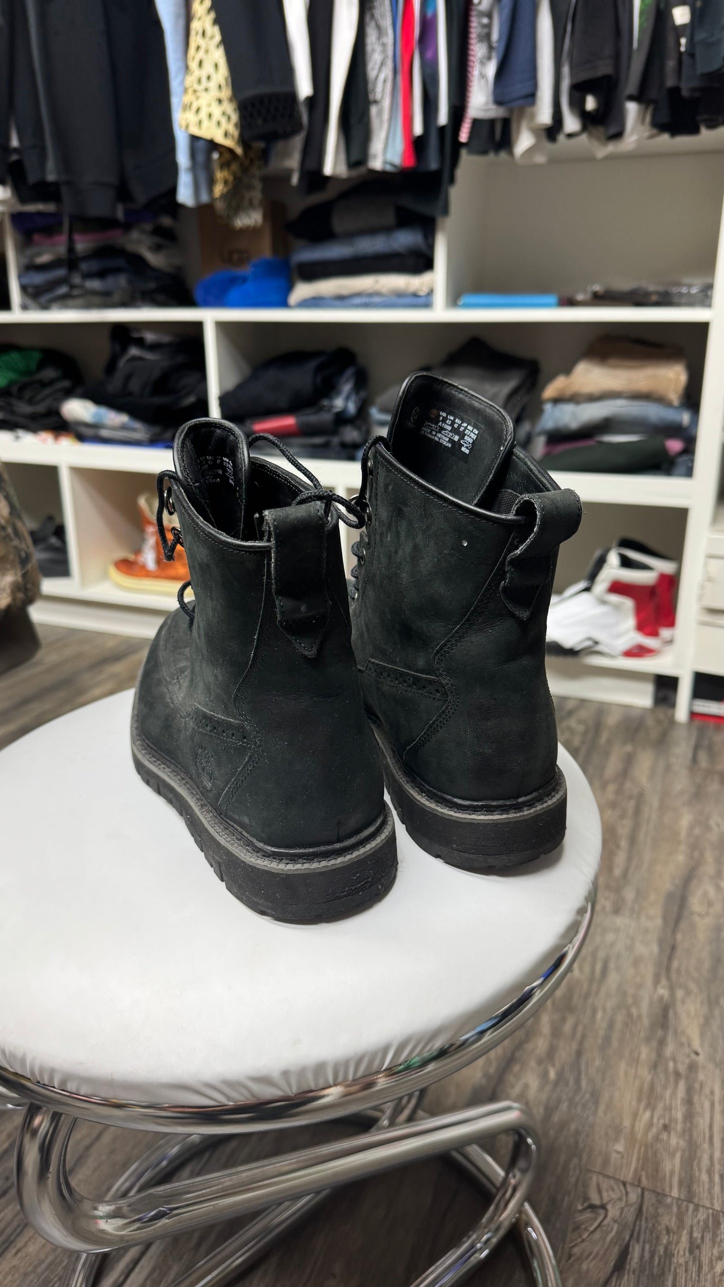 TIMBERLAND BOOTS (10)