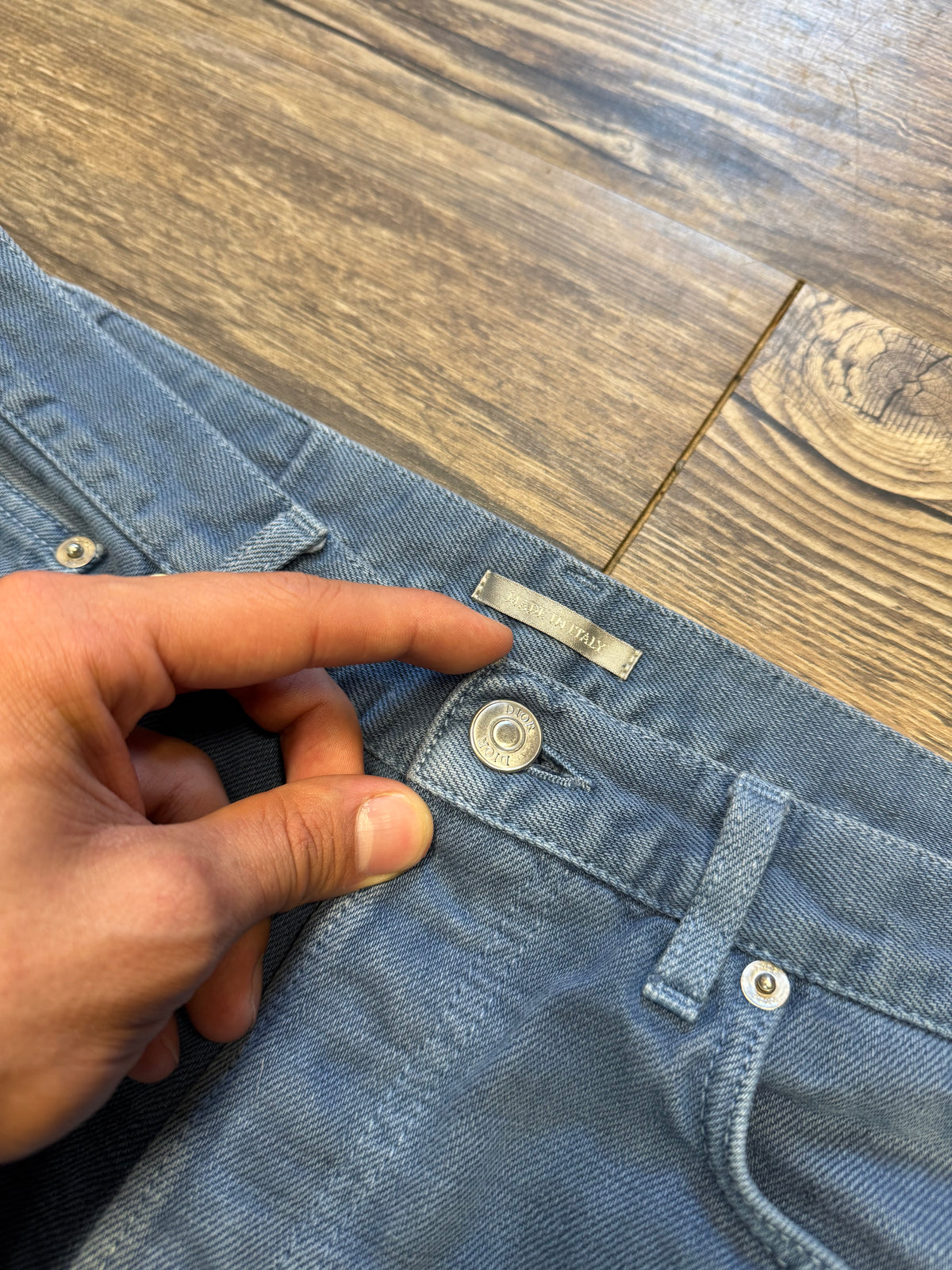DIOR LIGHT BLUE SLIM DENIM JEANS (30)
