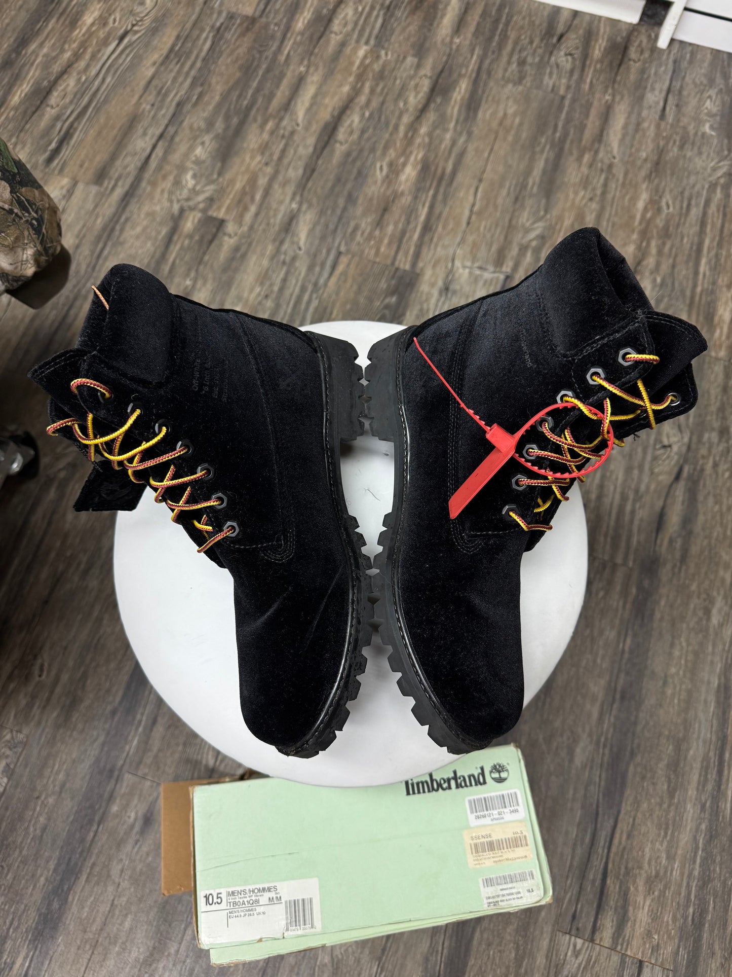 OFF WHITE PONY HAIR TIMBERLANDS (10.5)