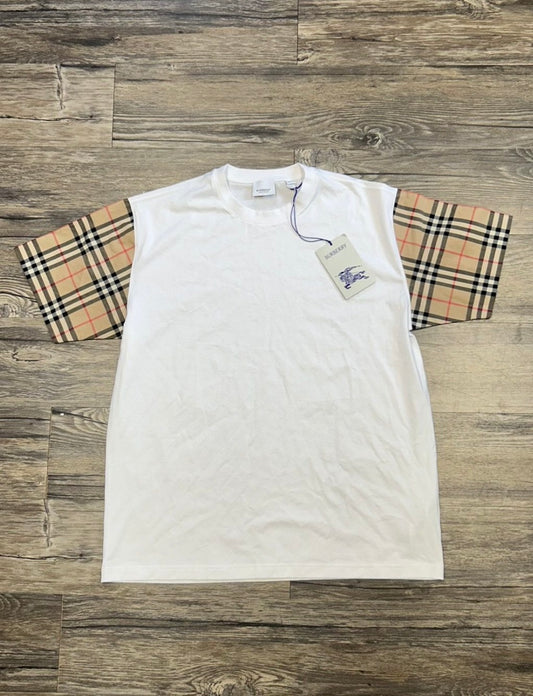 BURBERRY CLASSIC PATTERN T-SHIRT (SMALL)