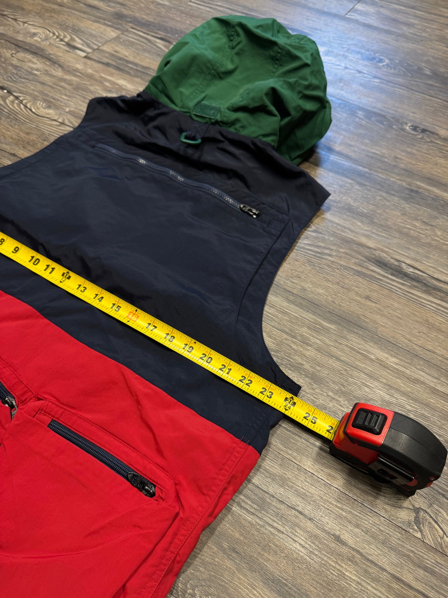 POLO RALPH LAUREN HI TECH UTILITY YACHT VEST (L)