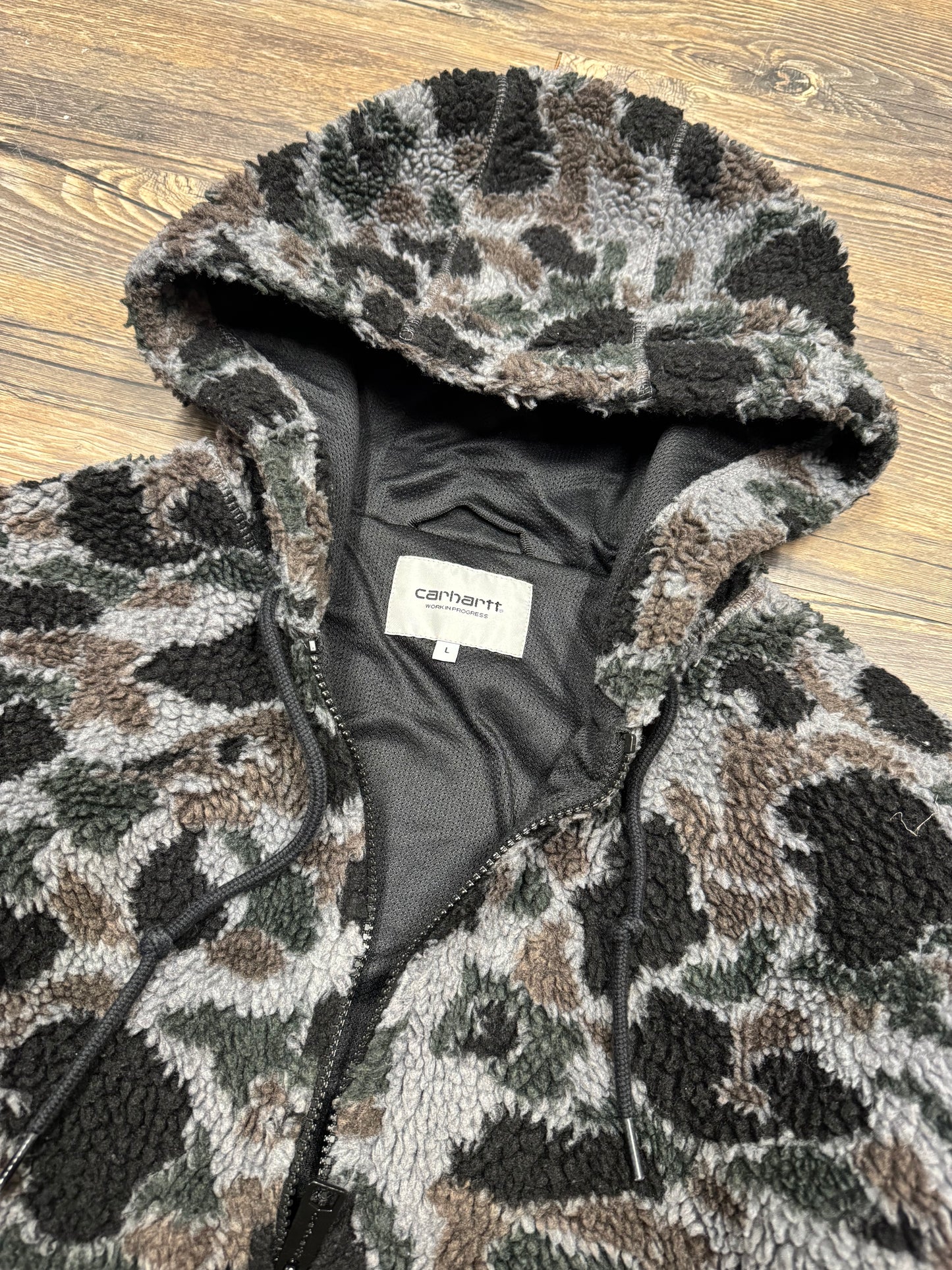 CARHARTT WIP DUCK CAMO FLEECE HOODED ZIP UP JACKET (L)