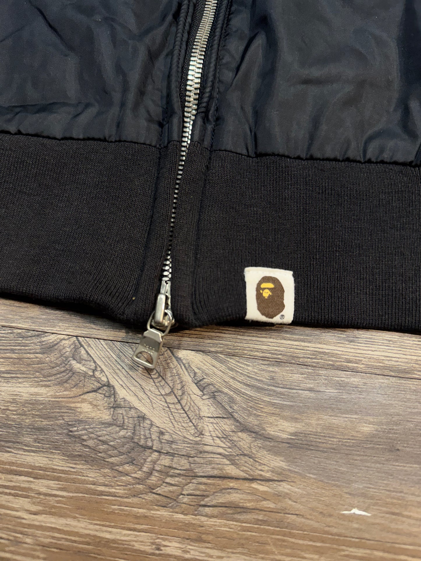 A-BATHING-APE* STAR LOGO TRACK JACKET (L)