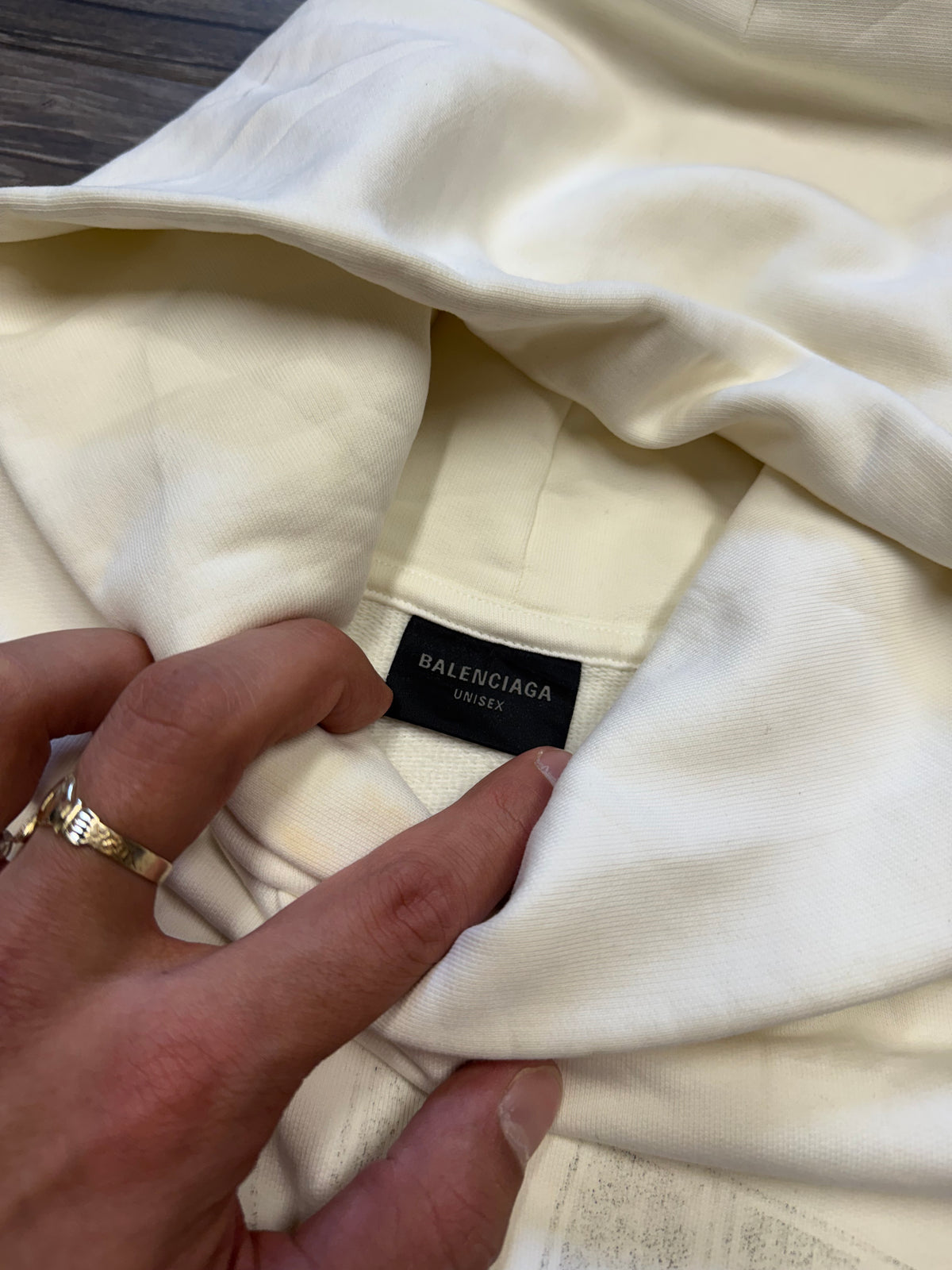 BALENCIAGA CHAMPS CREAM BOXY HOODIE (3)