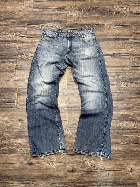 WRANGLER Y2K FADED & DISTRESSED SLIM BOOT CUT JEANS (32)