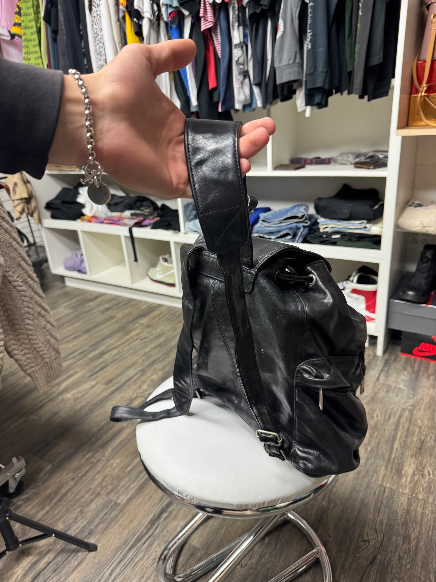90’s LEATHER BACK-PACK (OS)