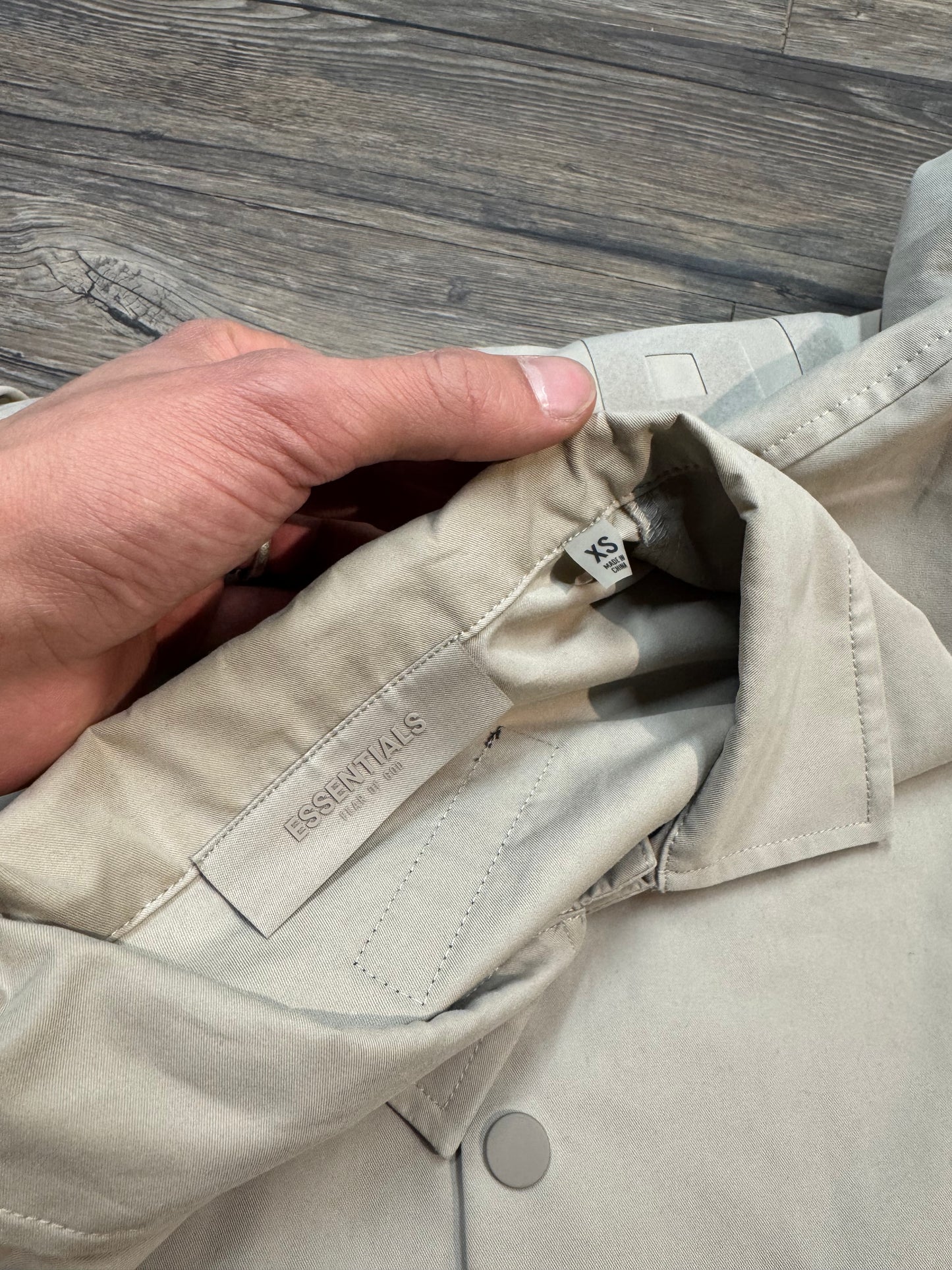 ESSENTIALS 1977 BUTTON UP JACKET (XS)