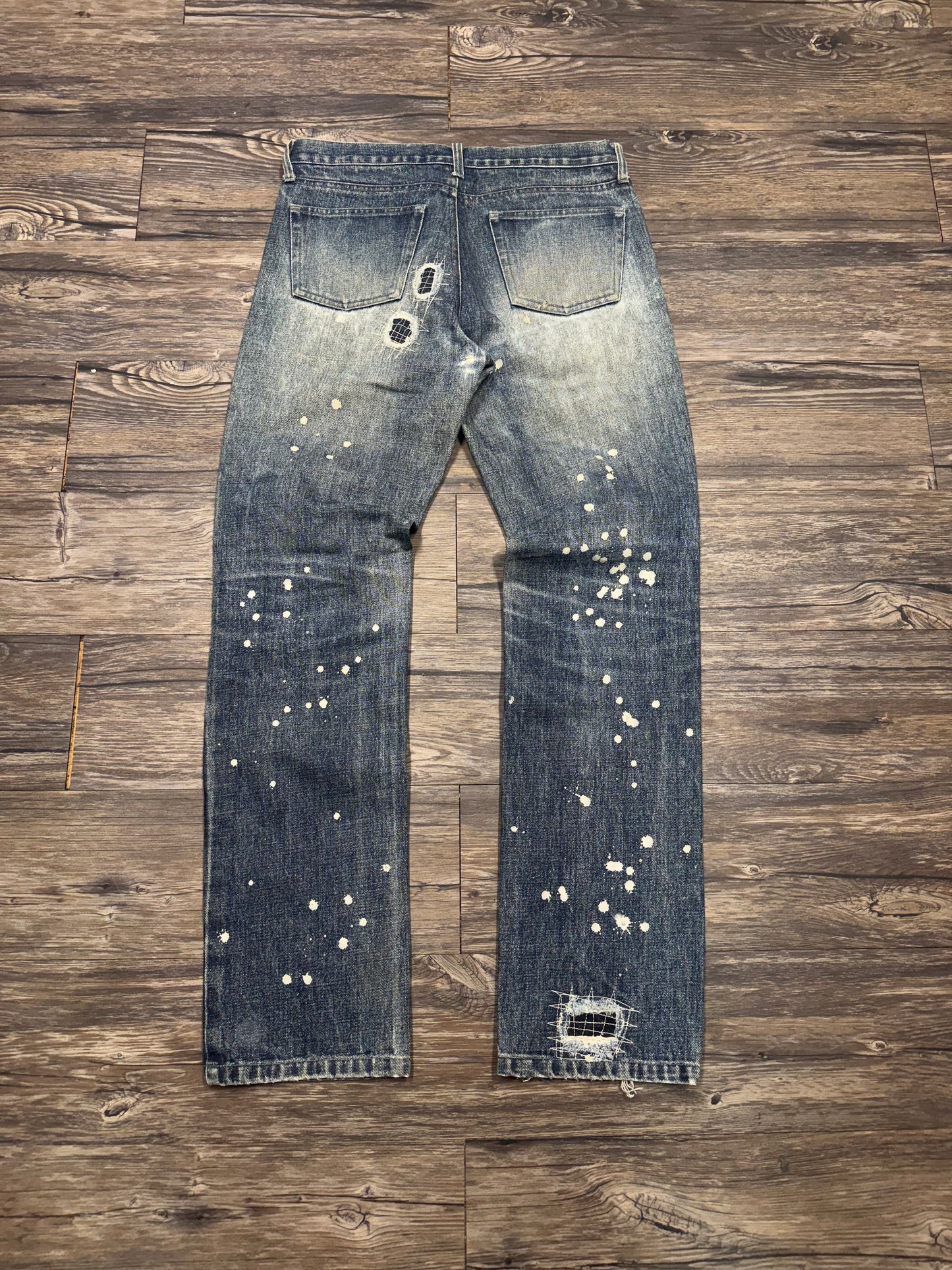 VINTAGE DISTRESSED & REPAIRED FADED DENIM (31)