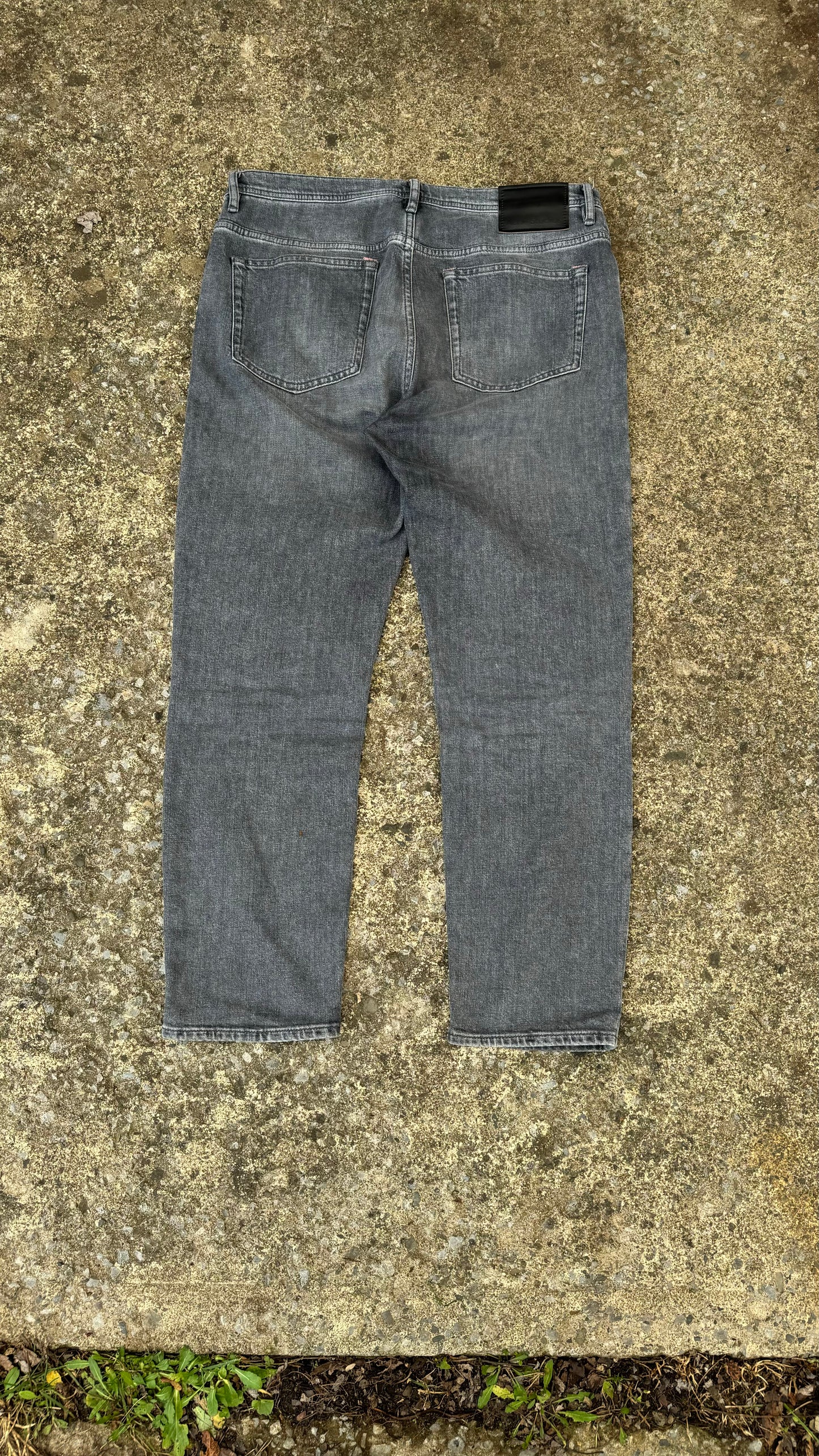 ACNE STUDIOS STRAIGHT FIT DENIM (?)