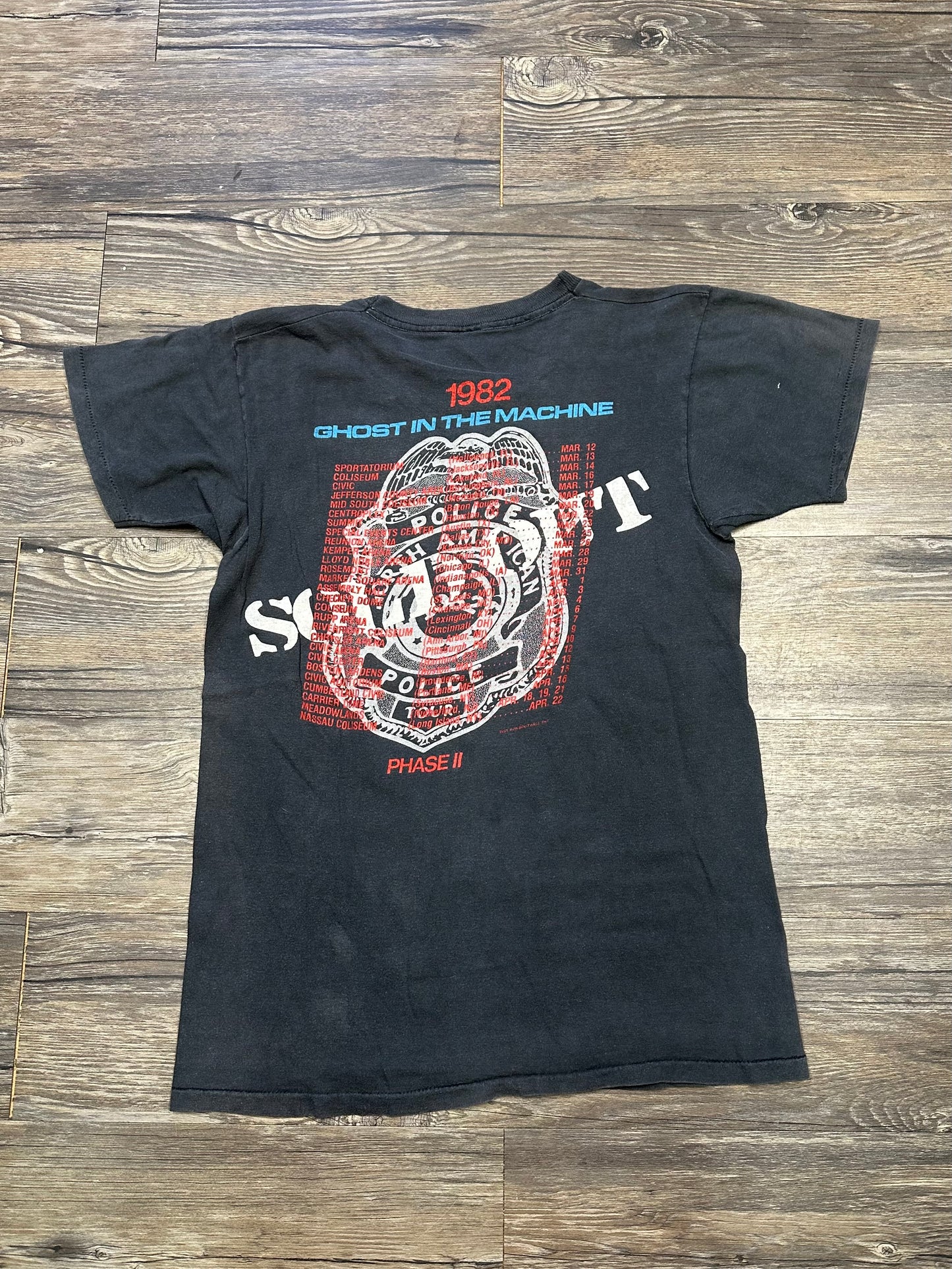 VINTAGE THE POLICE GRAPHIC BAND T-SHIRT (LARGE)