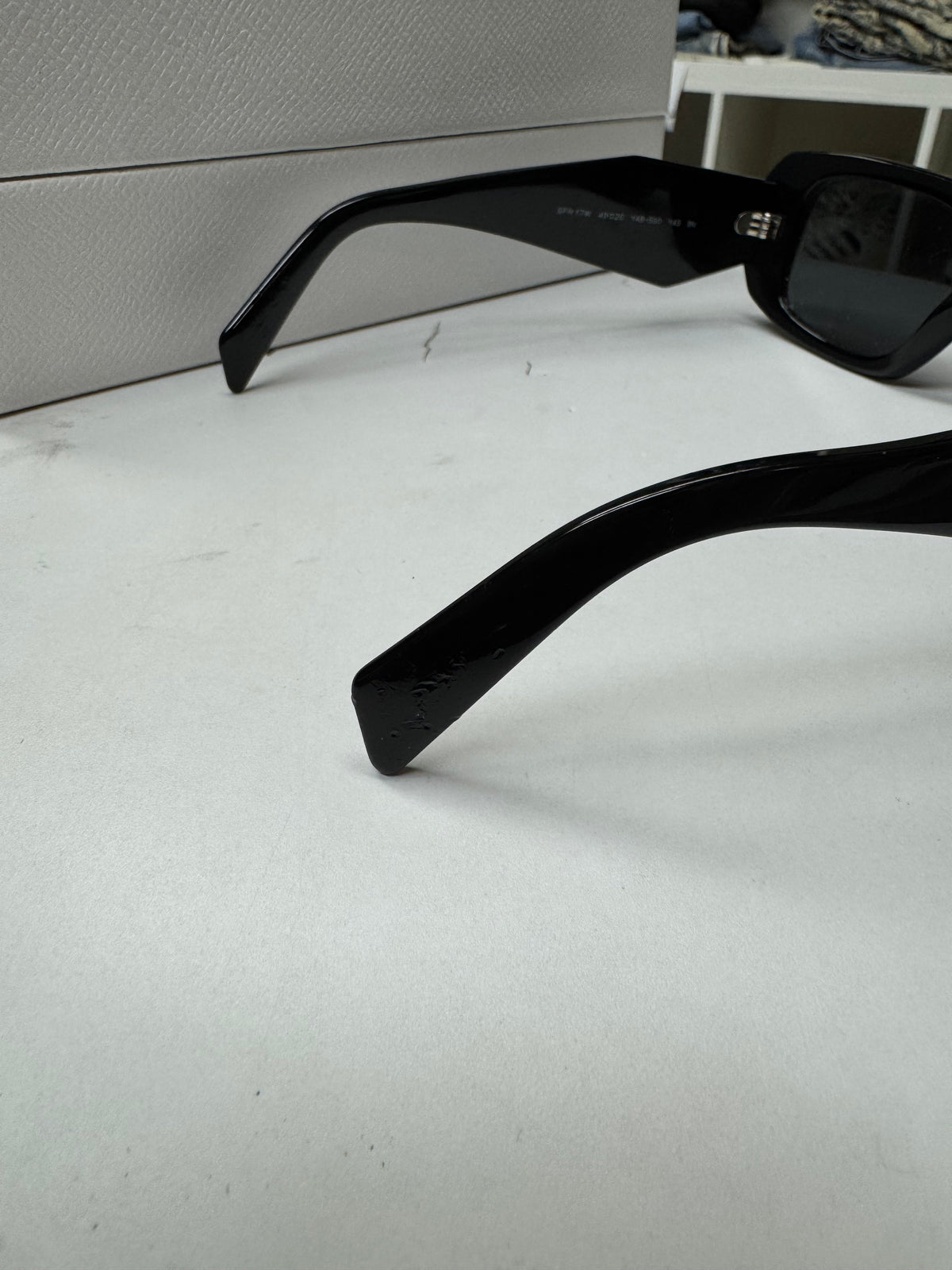 PRADA SYMBOL RECTANGULAR SUNGLASSES (OS)