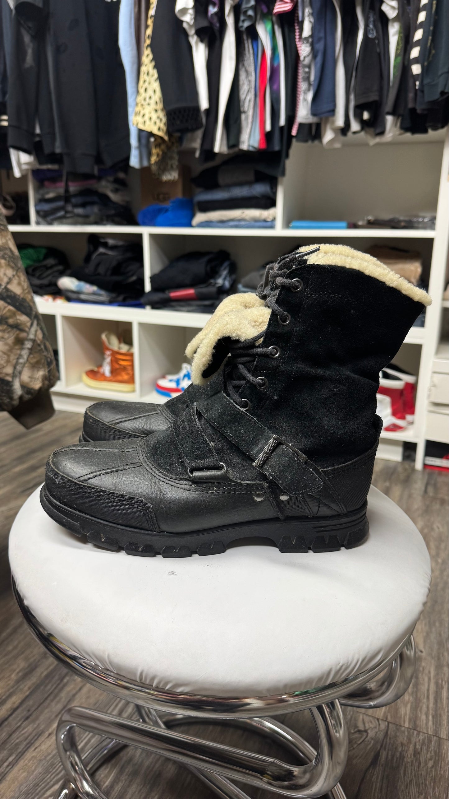 POLO FUR SKI BOOTS (9.5)