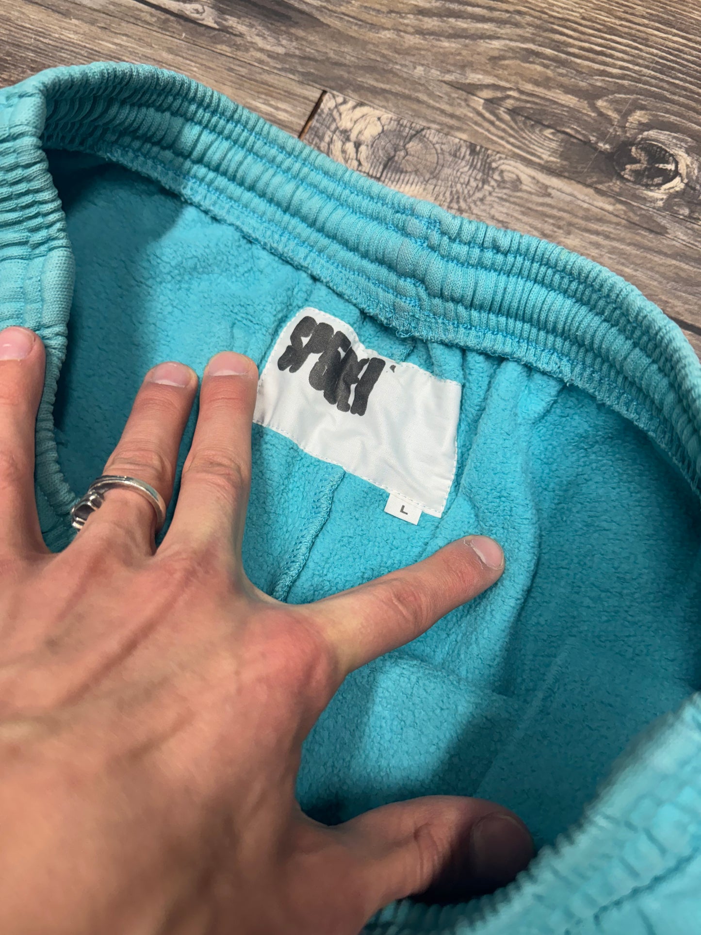 SP5DER WORLDWIDE BLUE SWEATS