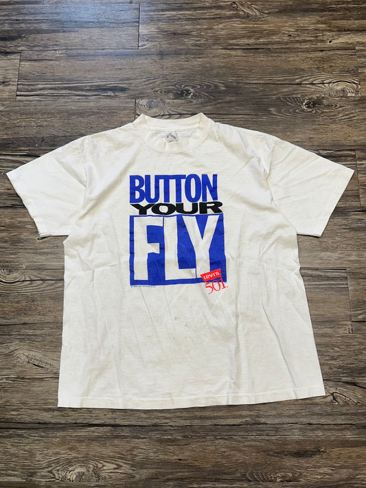 LEVIS BUTTON YOUR FLY GRAPHIC T-SHIRT (MEDIUM)