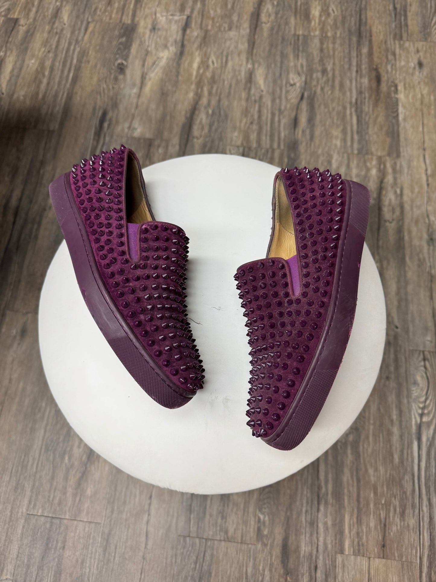 LOU BOUTIN RED BOTTOM ROLLER BOAT ‘MERLOT’ FLAT LOAFERS
