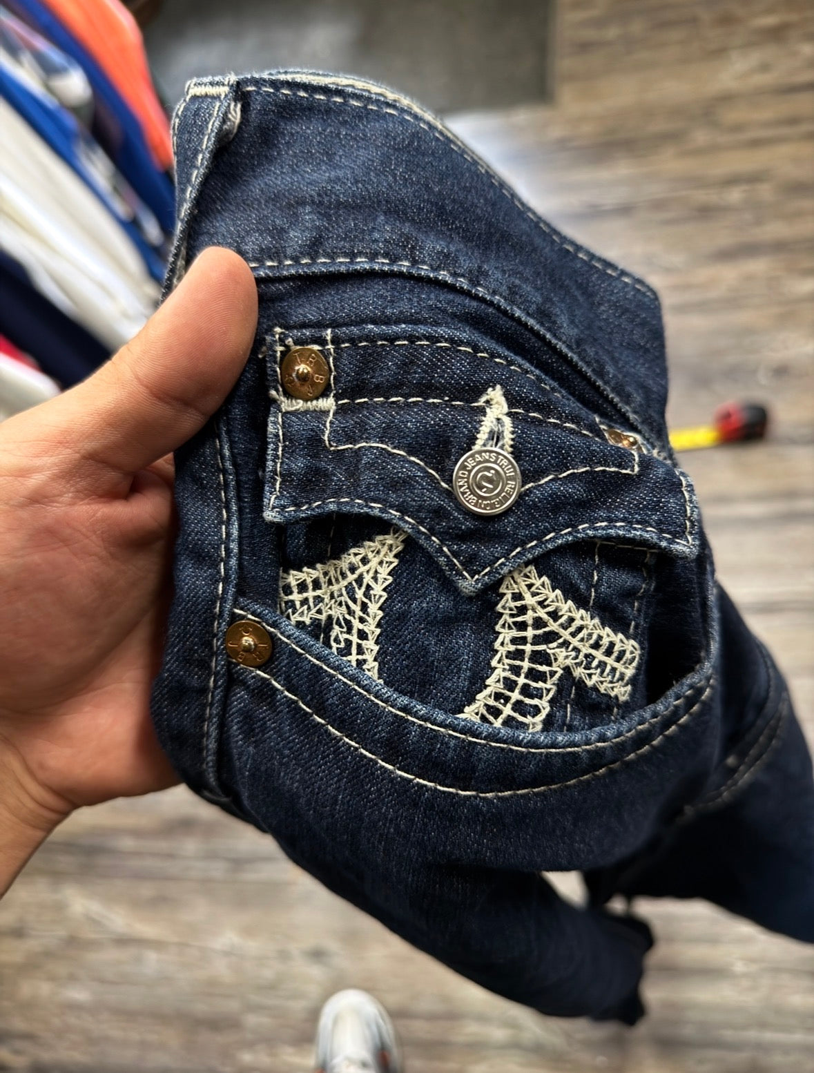 TRUE RELIGION DARK INDIGO BOOTCUT DENIM (34)