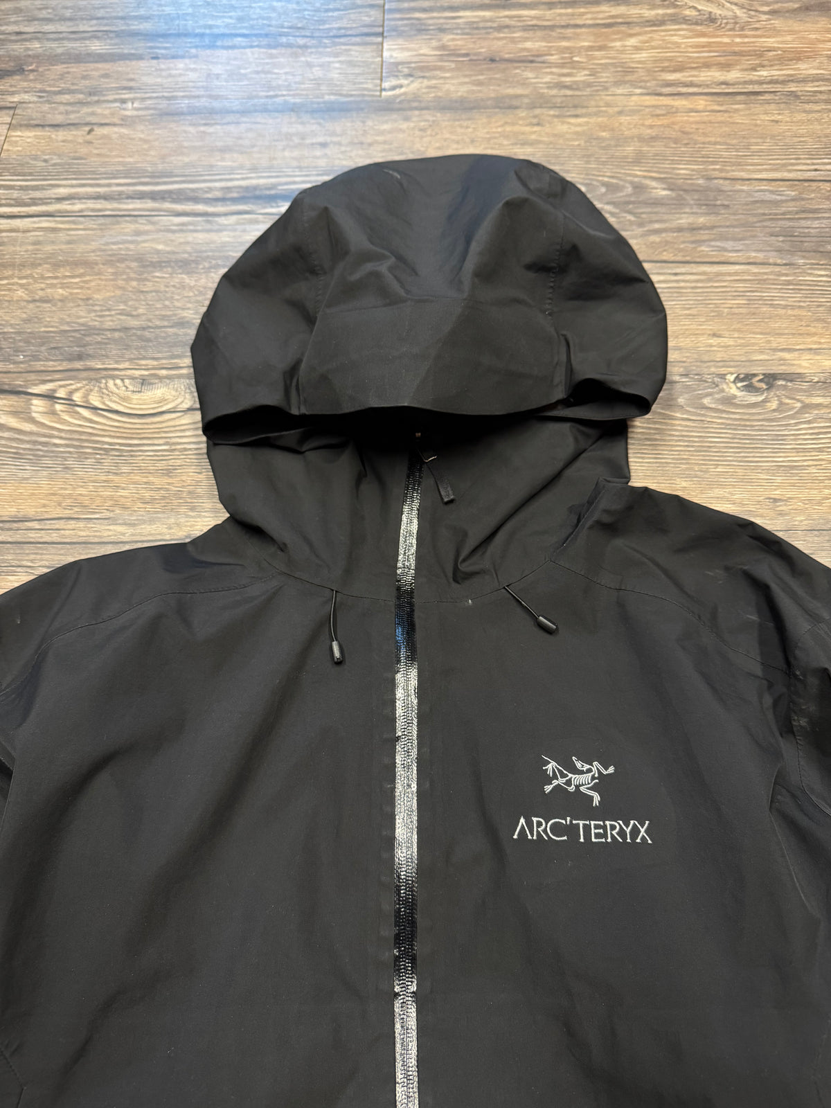 ARCTERYX SAWYER COAT SHELL LIGHTWEIGHT JACKET (XL)