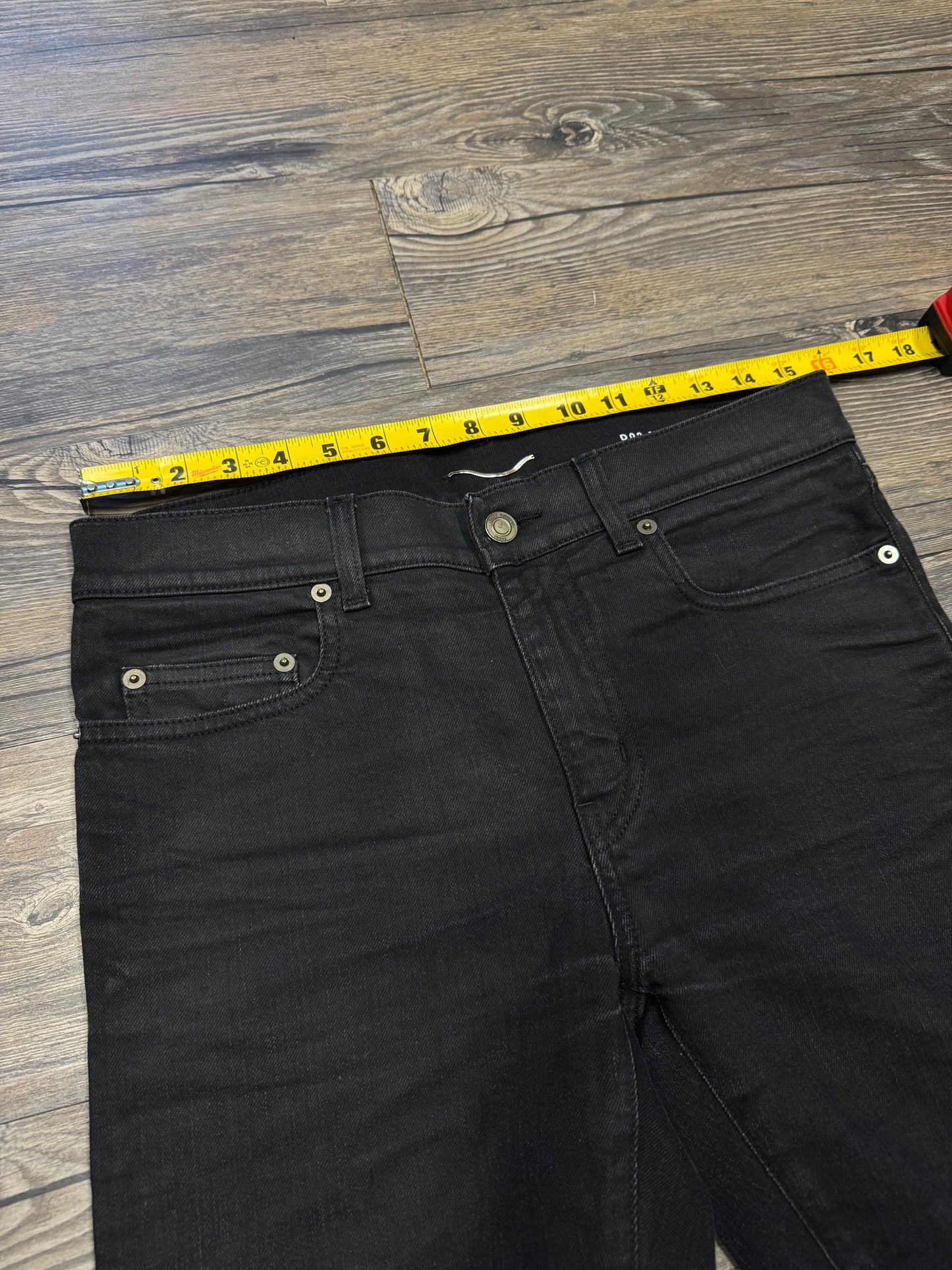 SAINT LAURENT D02 SLIM FIT JEANS (30)