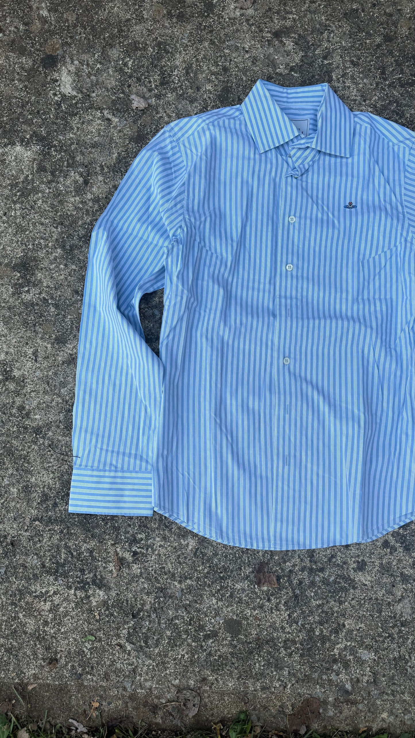 VIVIENNE WESTWOOD STRIPED BUTTON UP (L)