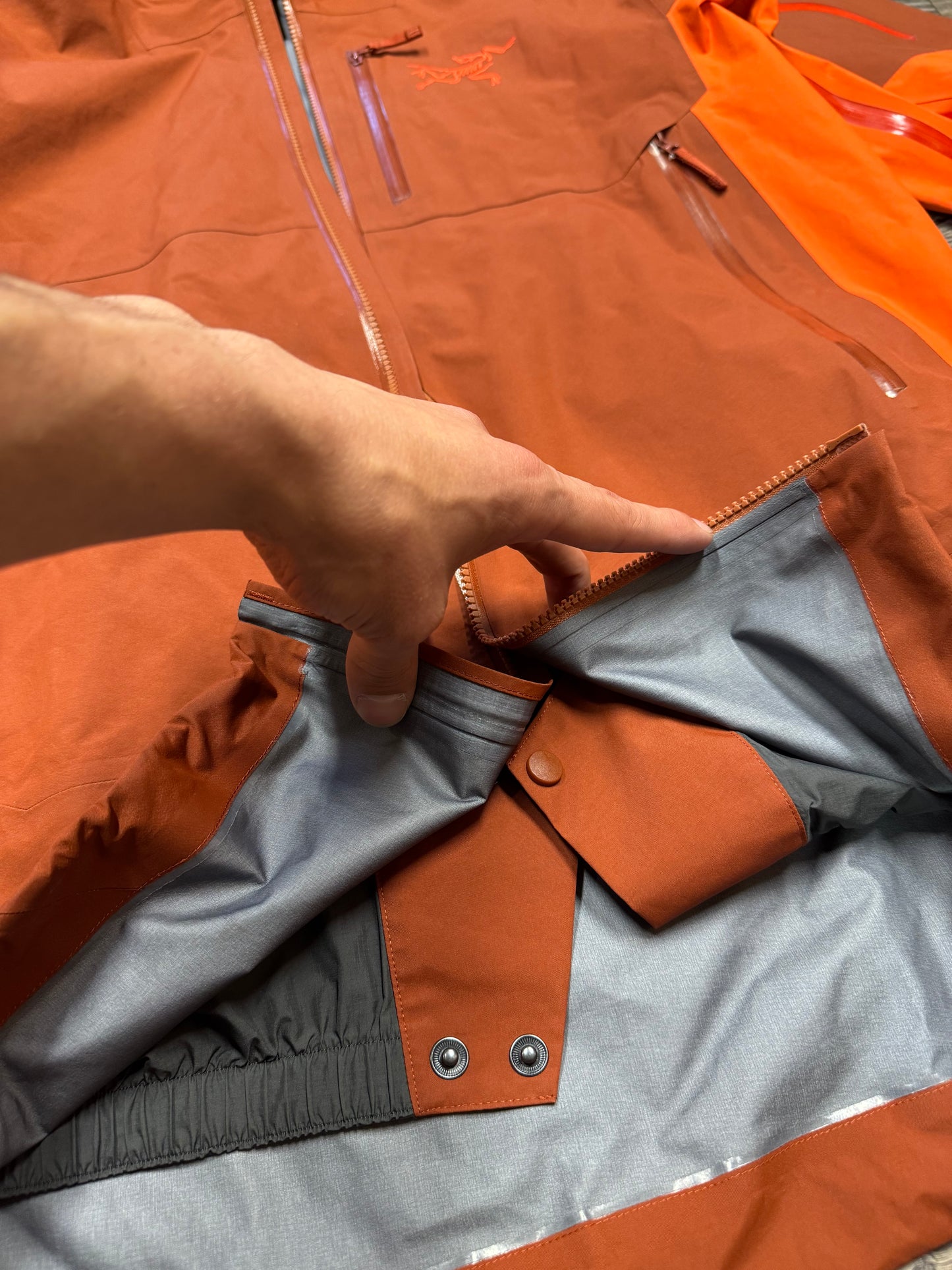 ARC'TERYX SABRE SV FREERIDE JACKET (M)