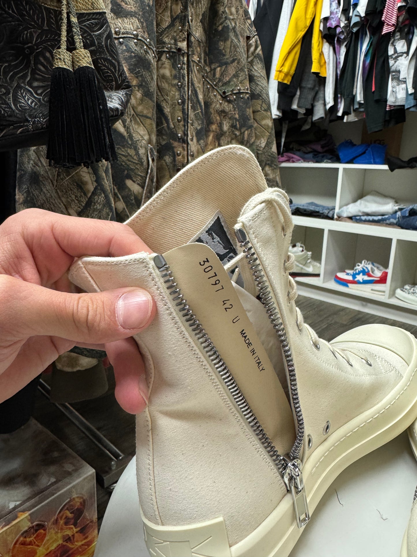 RICK OWENS DRKSHDW HI-TOP MILK RAMONES (9-9.5)