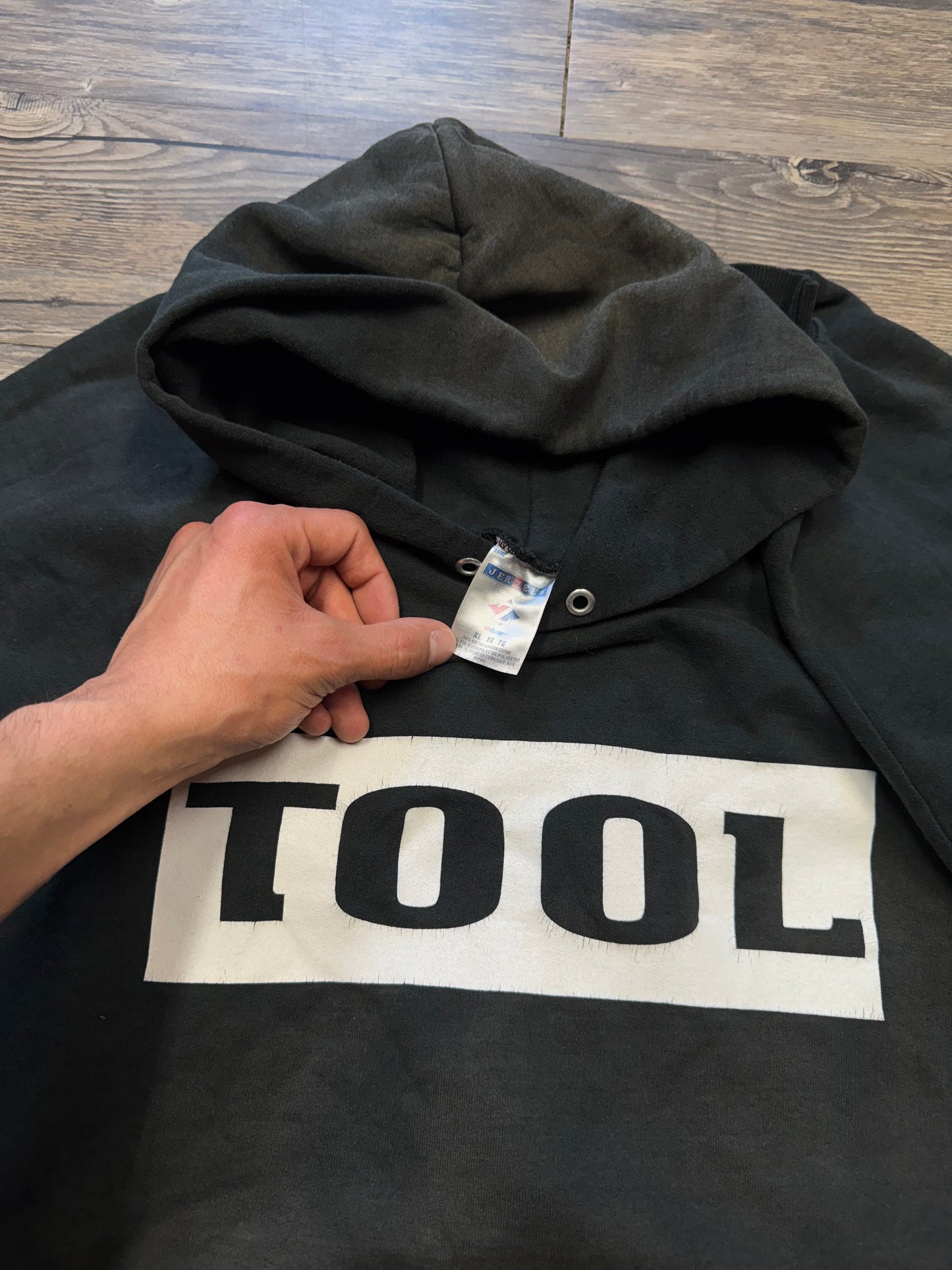 VINTAGE 2000’s TOOL WRENCH HOODED SWEATSHIRT (XL)