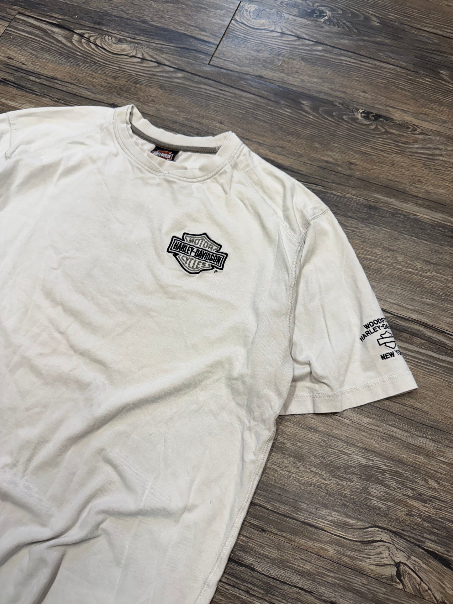 HARLEY DAVIDSON DISTRESSED BOXY EMBROIDERED T-SHIRT (L)