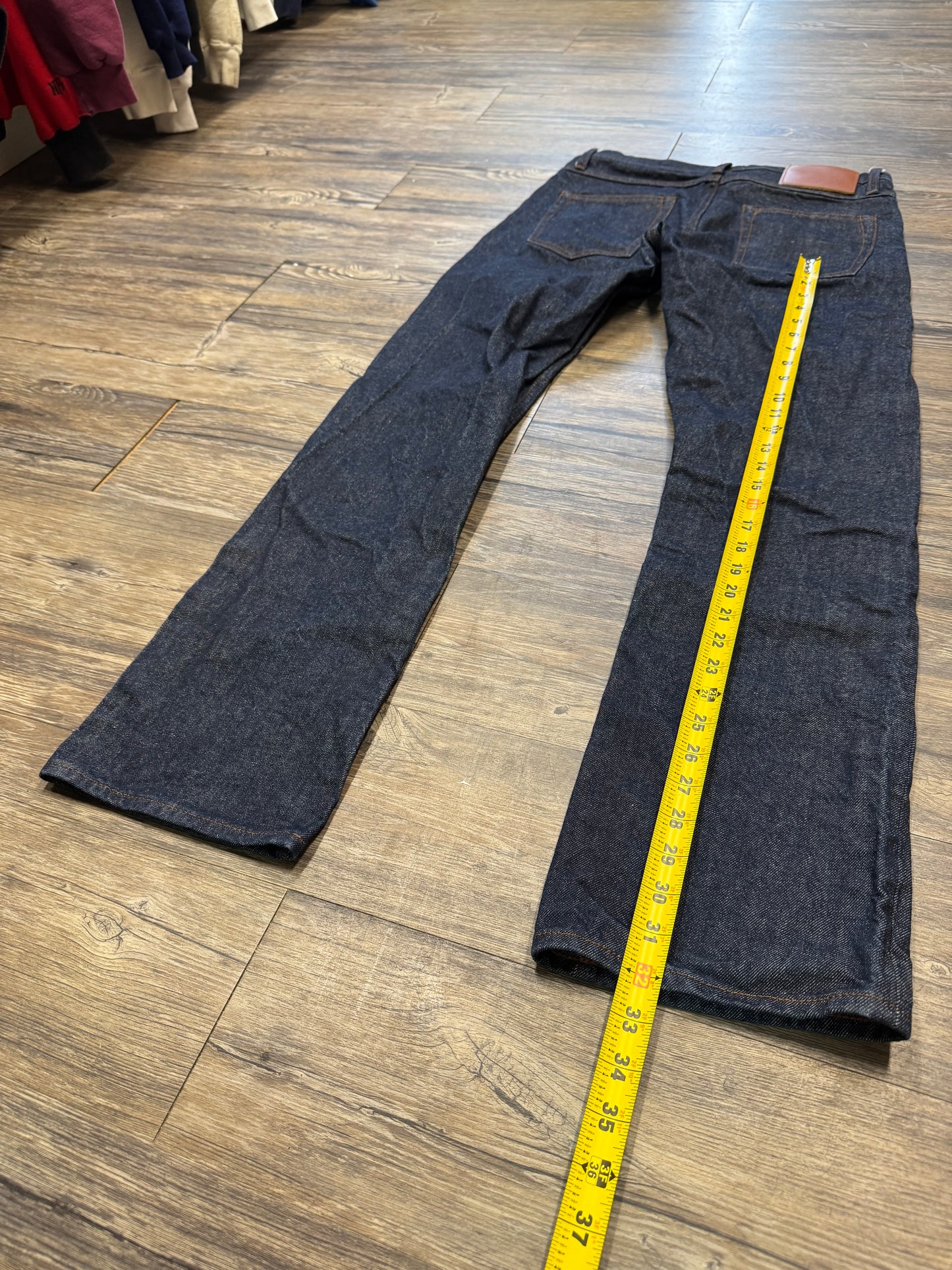 DARK INDIGO SELVEDGE SLIM FIT UB301 JEANS (30x32)