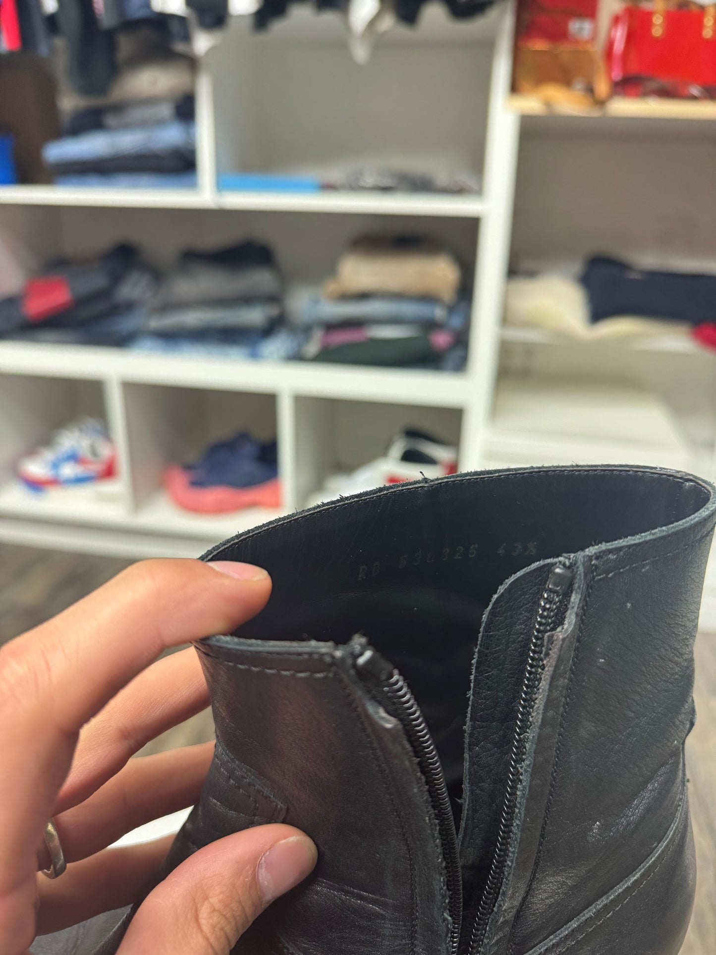 SAINT LAURENT ANKLE ZIP WYATT BOOTS (10)