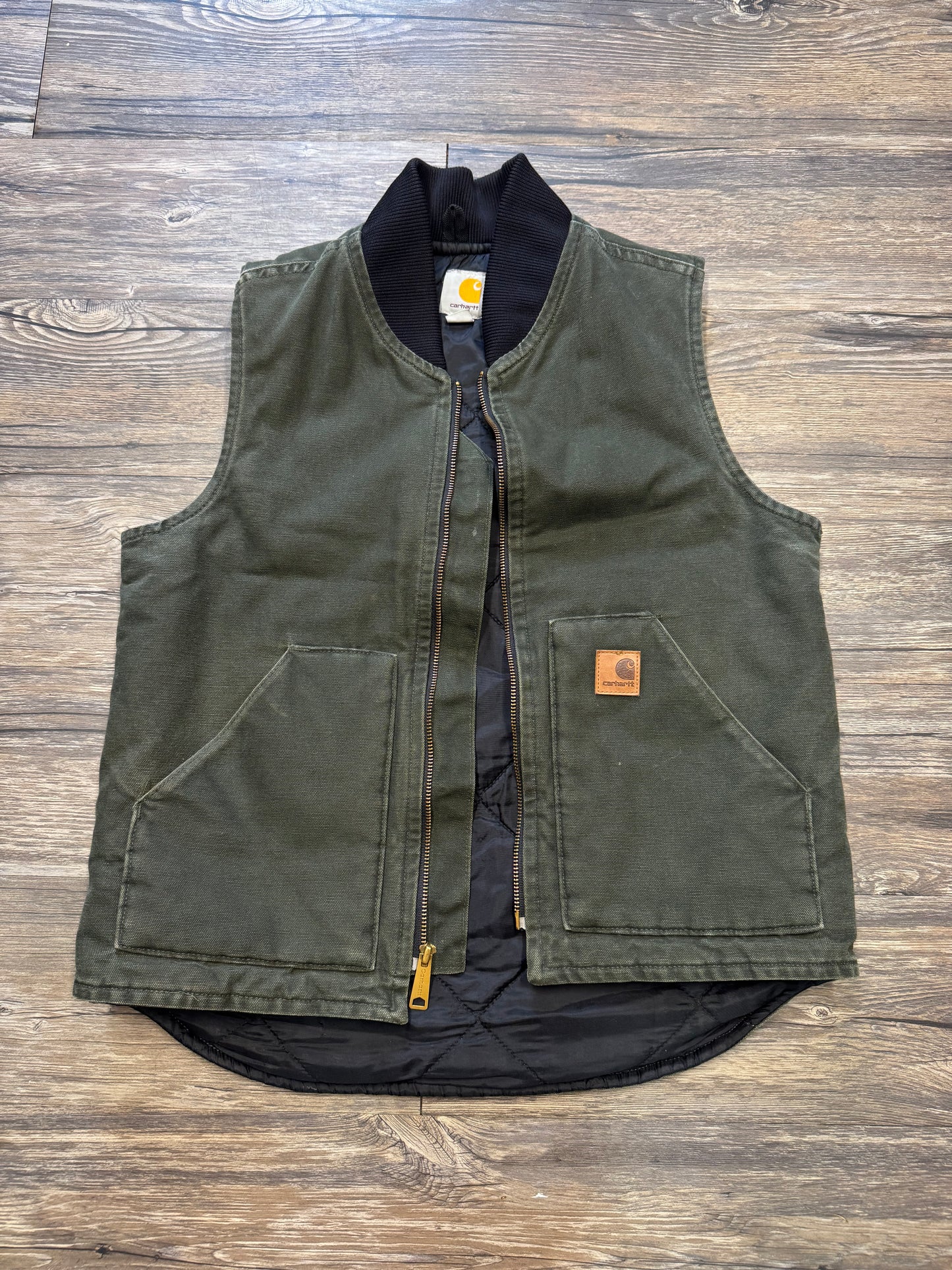 OLIVE GREEN CARHARTT VEST (S)