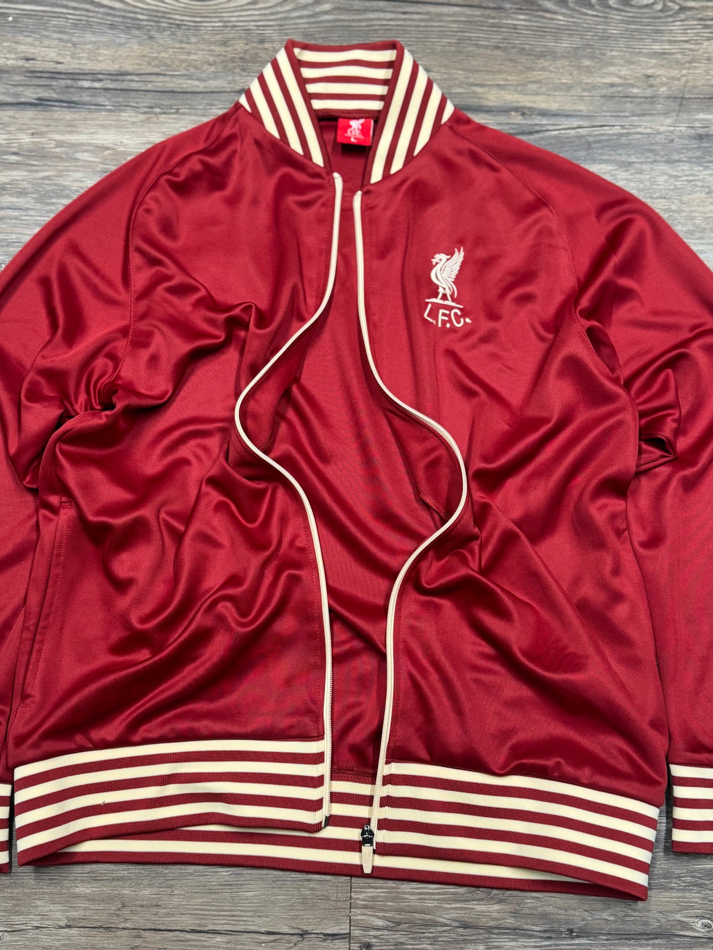 LIVERPOOL FC TRACK JACKET (L)