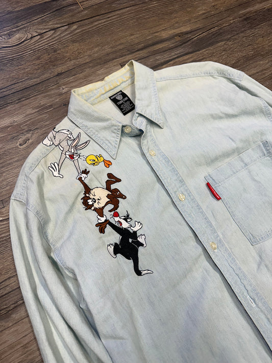 90’s LOONEY TUNES BUTTON UP SHIRT (SMALL)