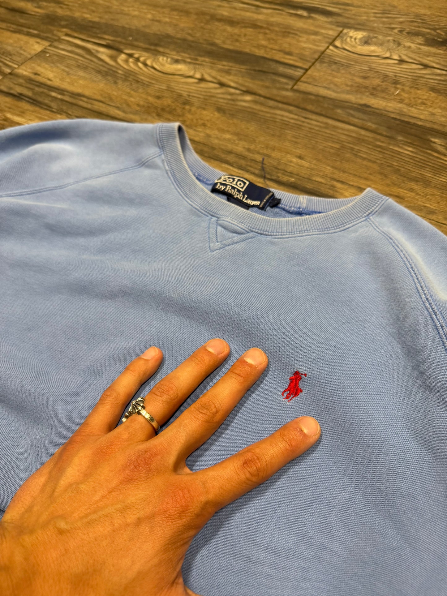 POLO RALPH LAUREN BABY BLUE 90s BOXY FADED CREWNECK (L)