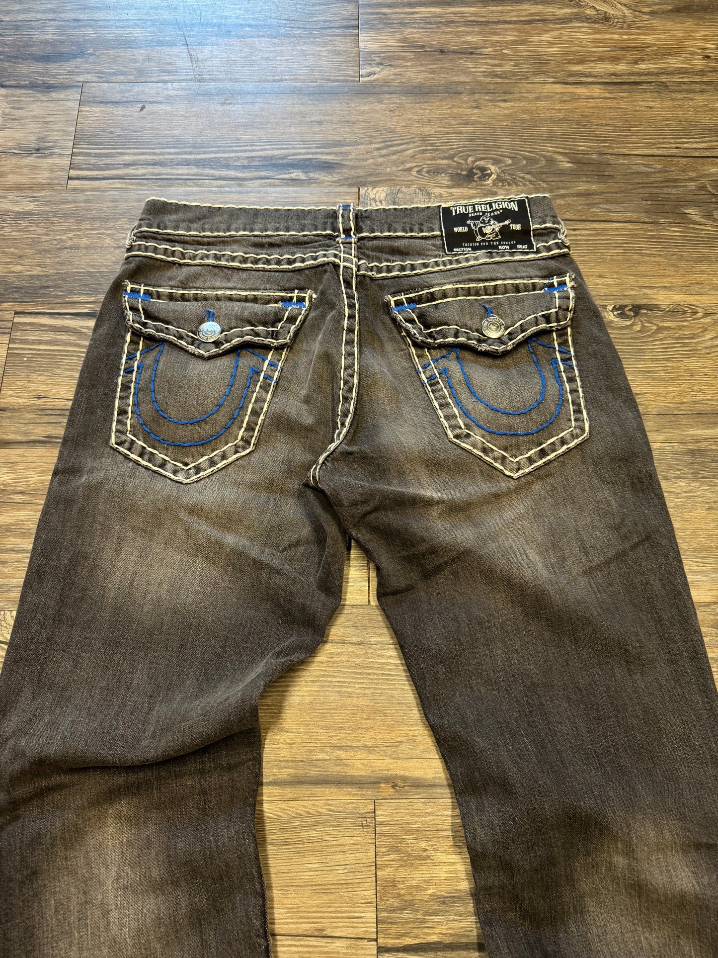 TRUE RELIGION RICKY STRAIGHT LEG JEANS (32)