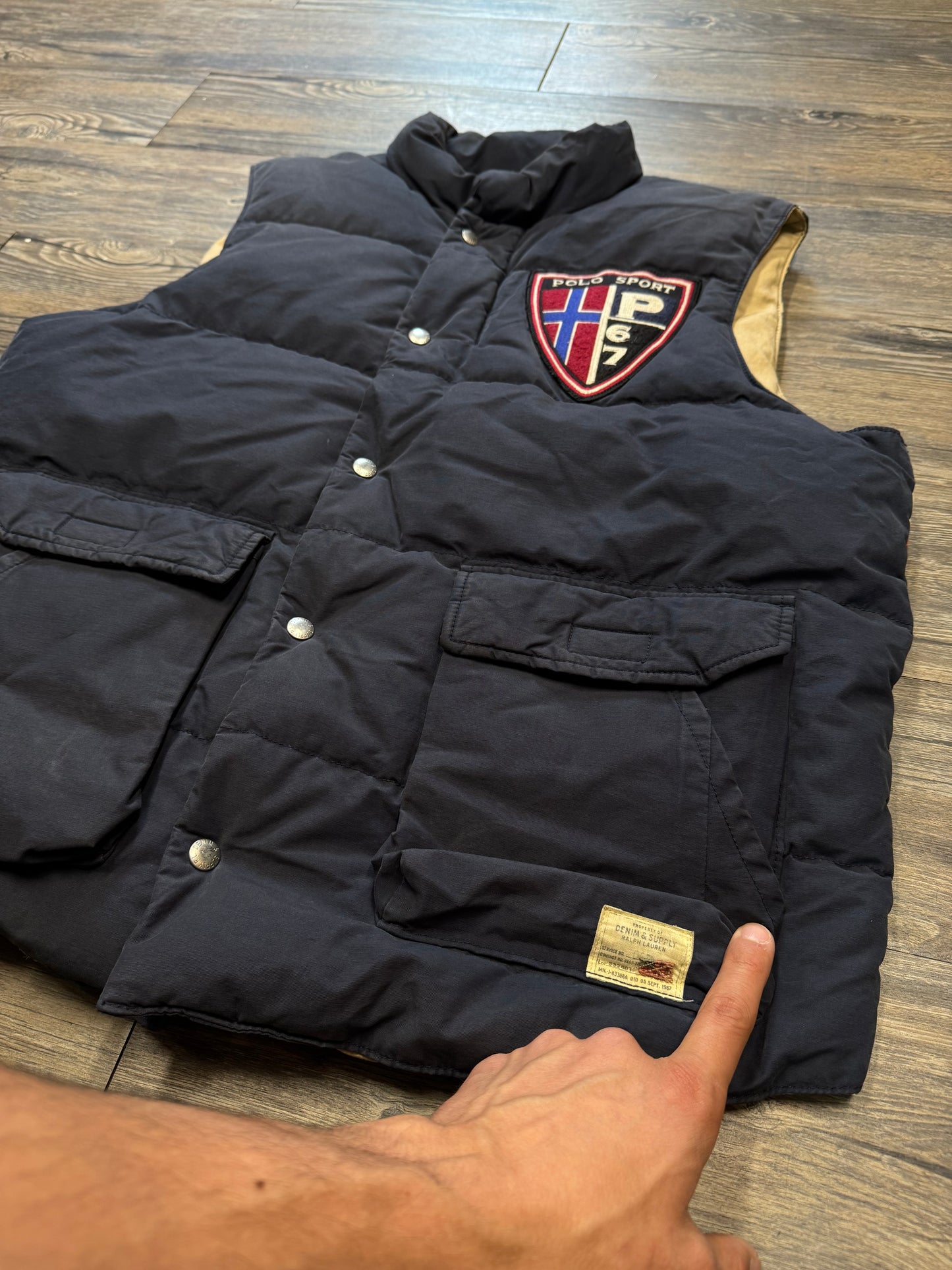 POLO RALPH LAUREN DENIM & SUPPLY AMERICAN FLAG PUFFER VEST (L)