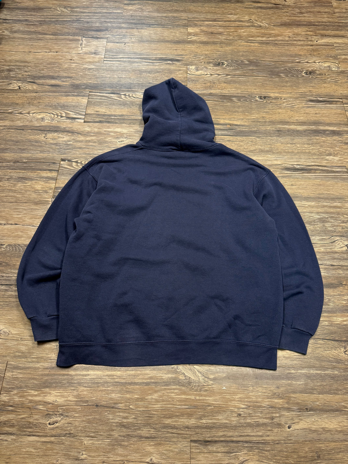 YANKEE’S MAJESTIC BOXY FADED VINTAGE HOODIE (L)
