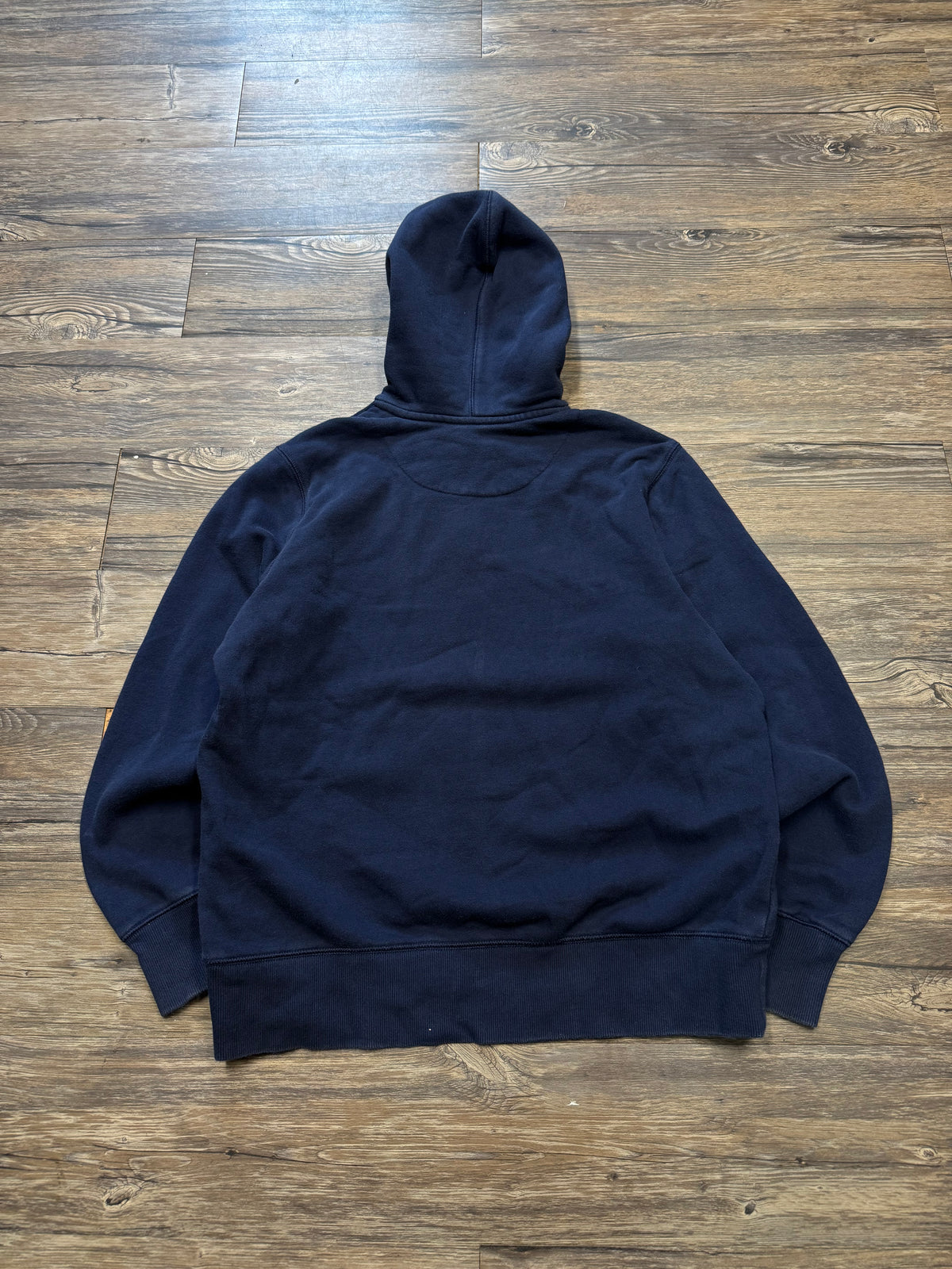 NIKE CENTER SWOOSH CONNECTICUT HOODIE (M)