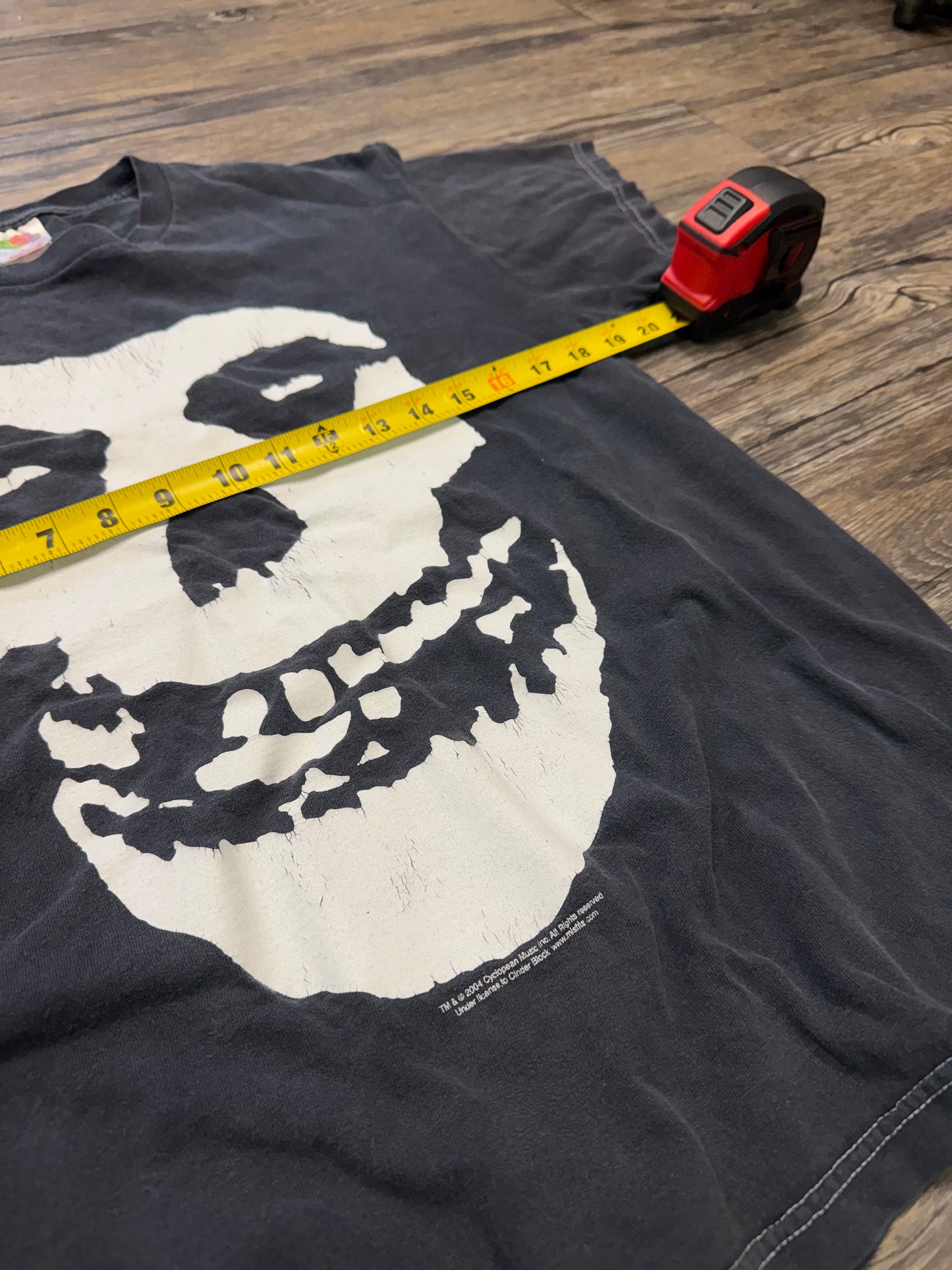 MISFITS 2004 FADED BOXY TEE (M)