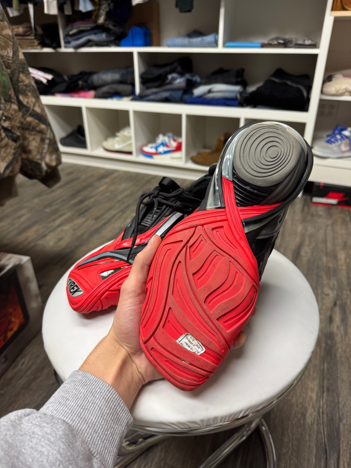 BALENCIAGA TYREX SNEAKERS (42)