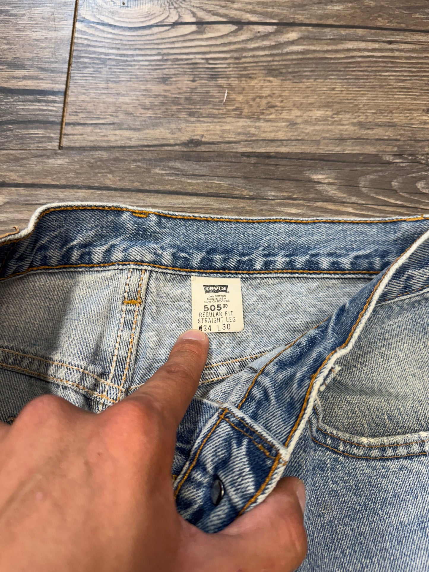 LEVI 505 VINTAGE STRAIGHT LEG BLUE WASH DENIM (34x30)