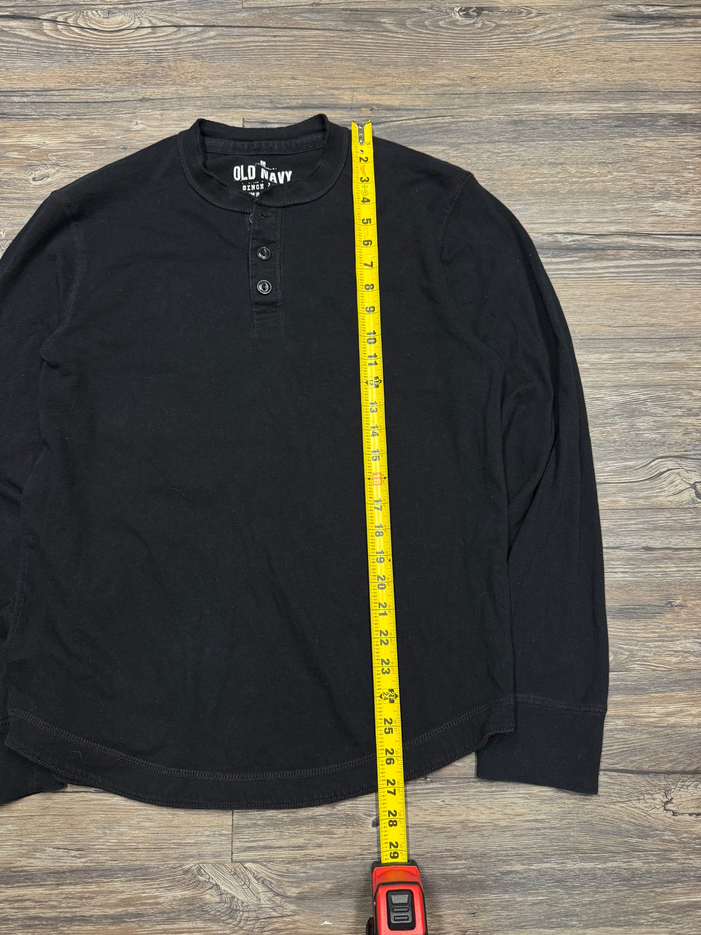 OLD NAVY BLACK HENLEY (M)