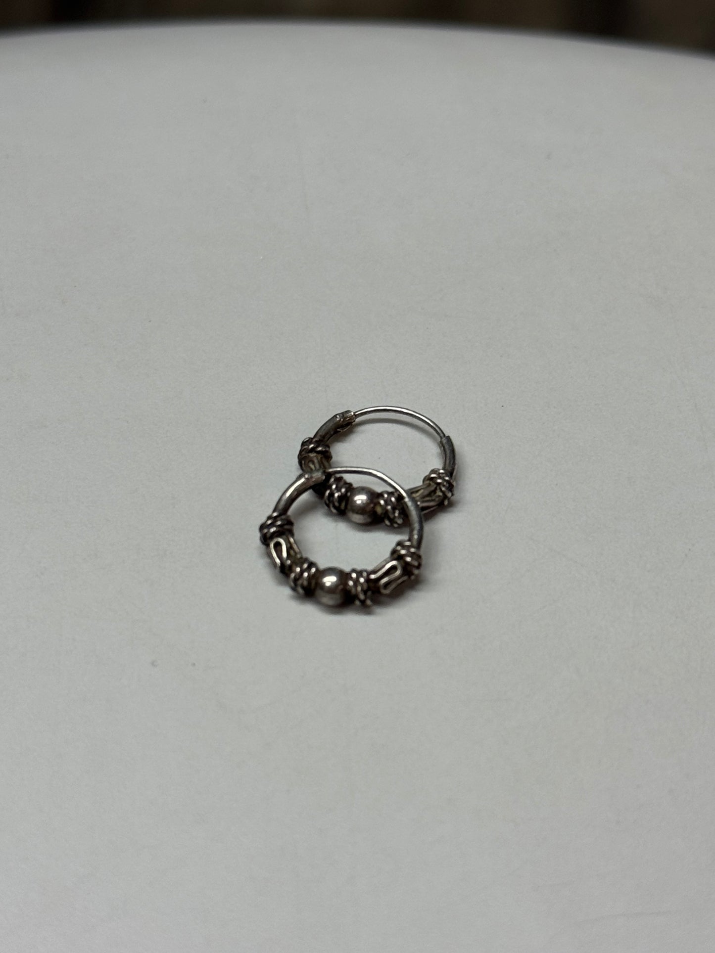 STERLING SILVER HOOP EARRINGS (OS)
