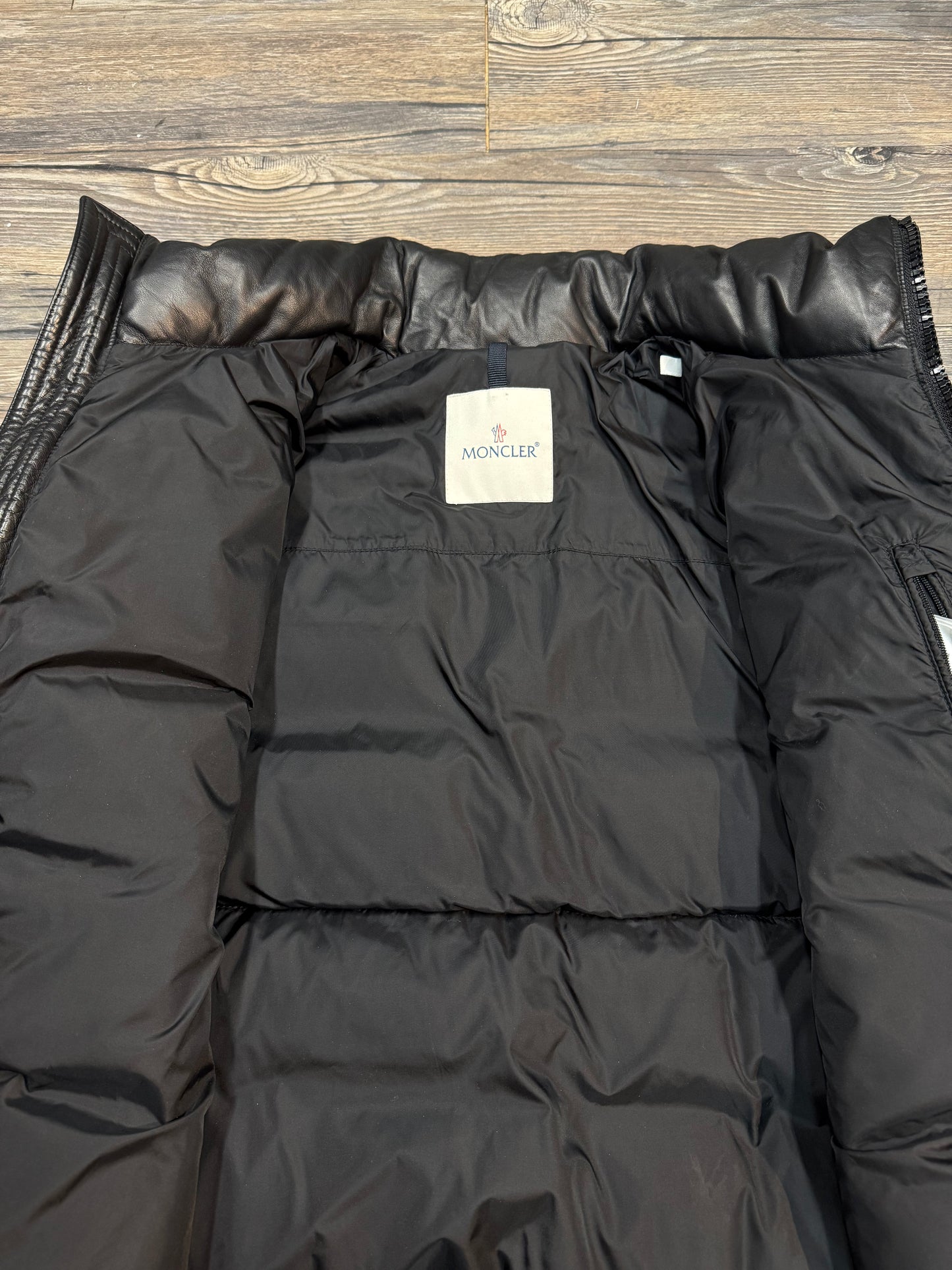 MONCLER LEATHER PUFER JACKET (MEDIUM)