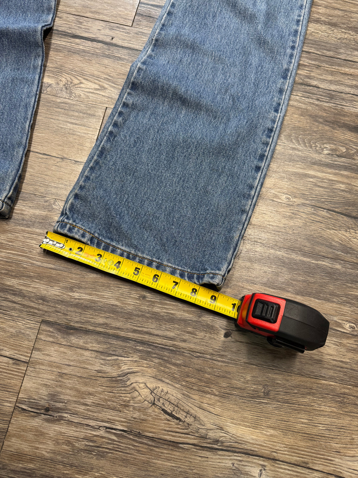 LEVI 517 BOOT-CUT BLUE JEANS (33)