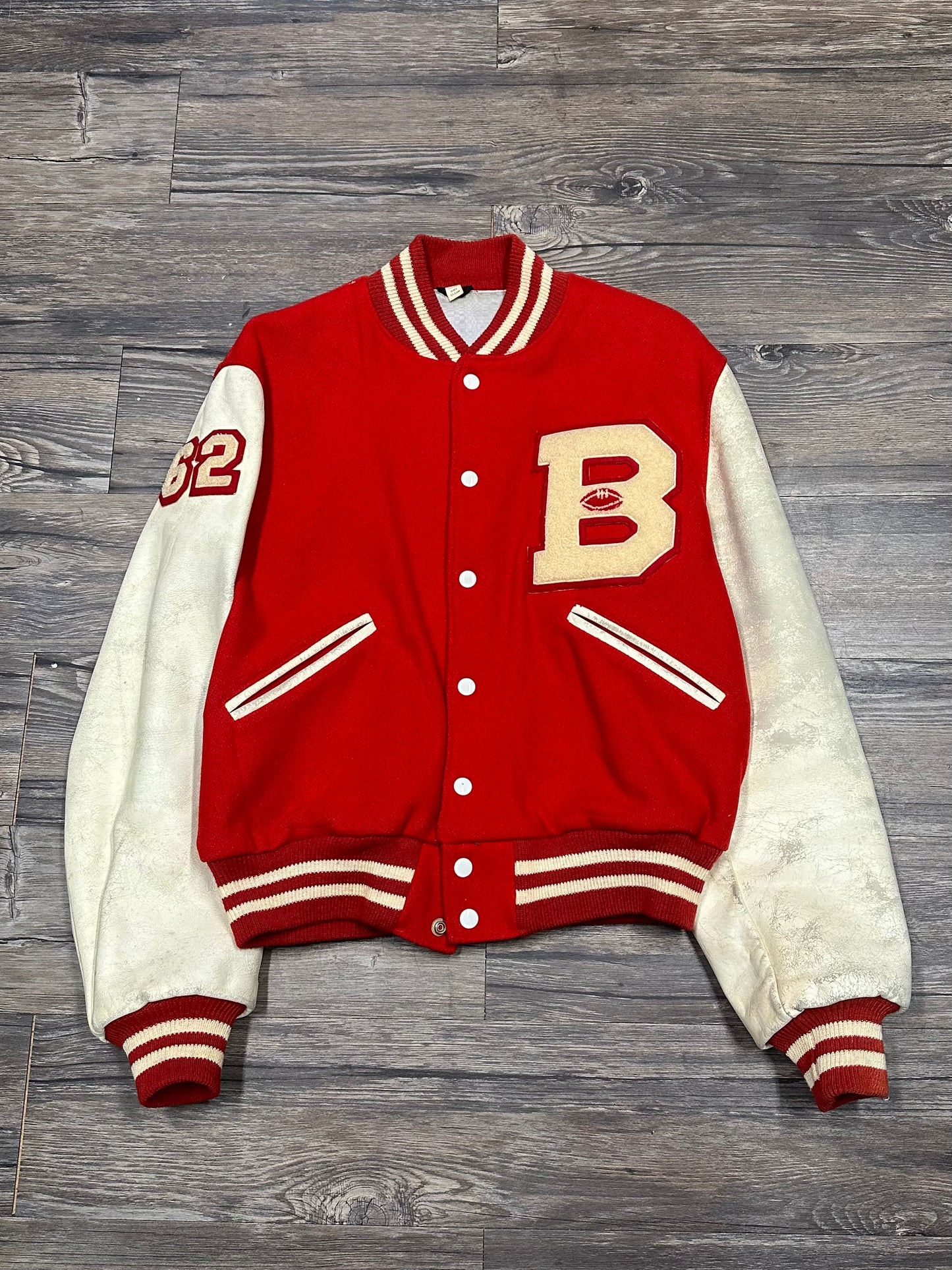 70’s EMBROIDERED VARSITY JACKET (LARGE)