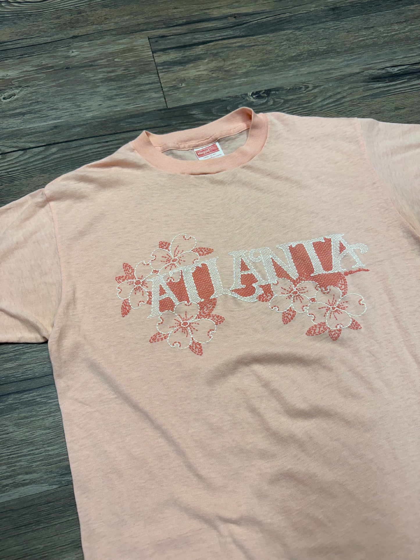 ATLANTA PUFF PRINT THIN 90’s SALMON T-SHIRT (L)