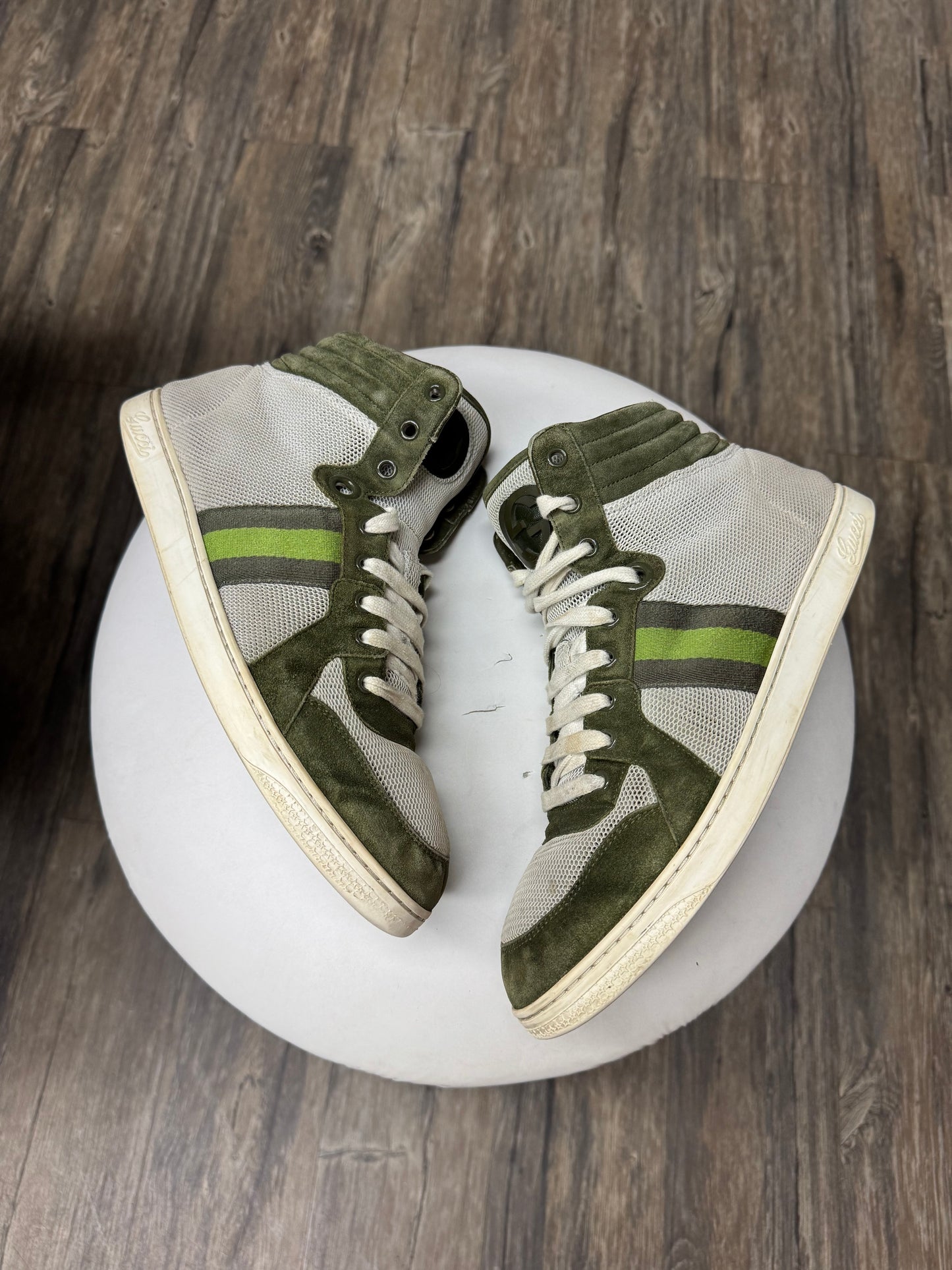 GUCCI SUEDE/MESH DAPPER HI-TOP SNEAKERS (41)