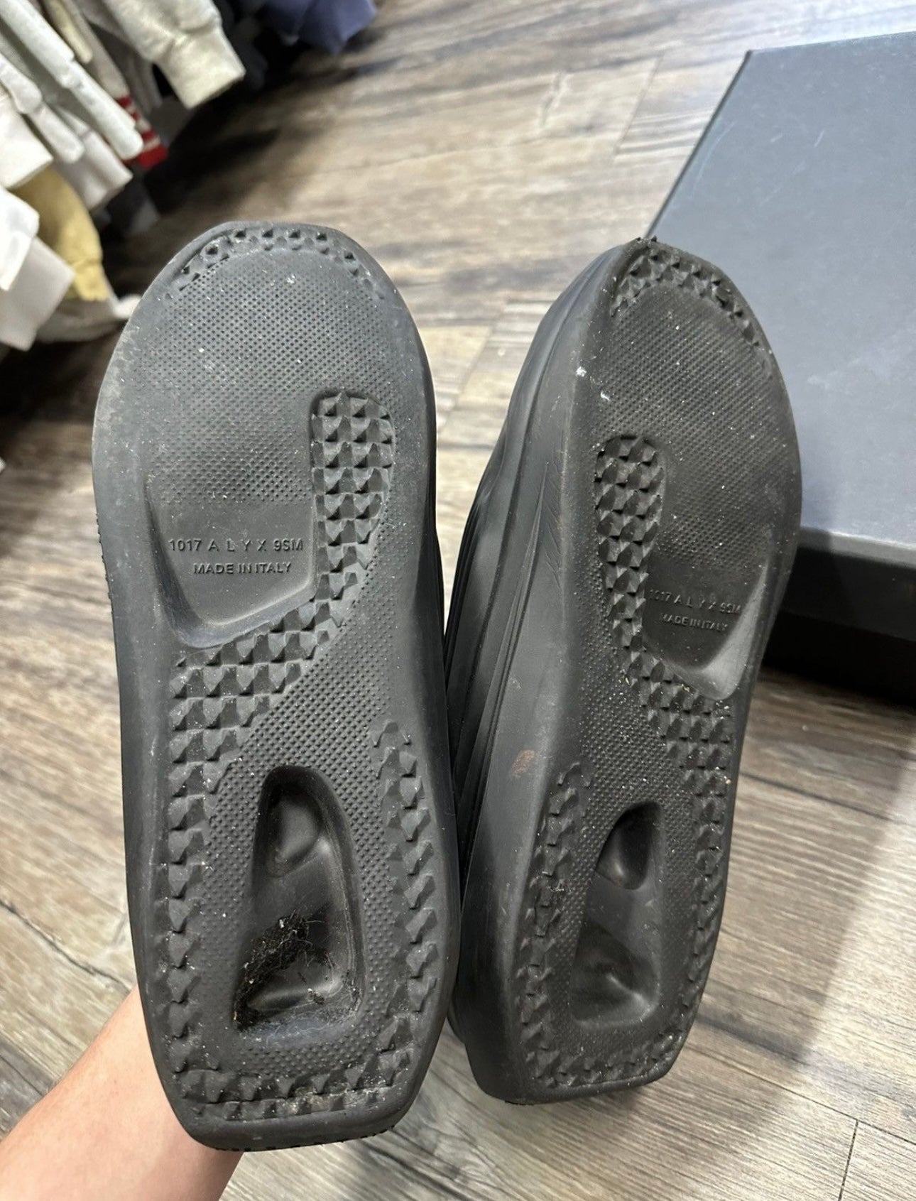 1017 ALYX 9SM SLIP ON SLIDES (M 9)