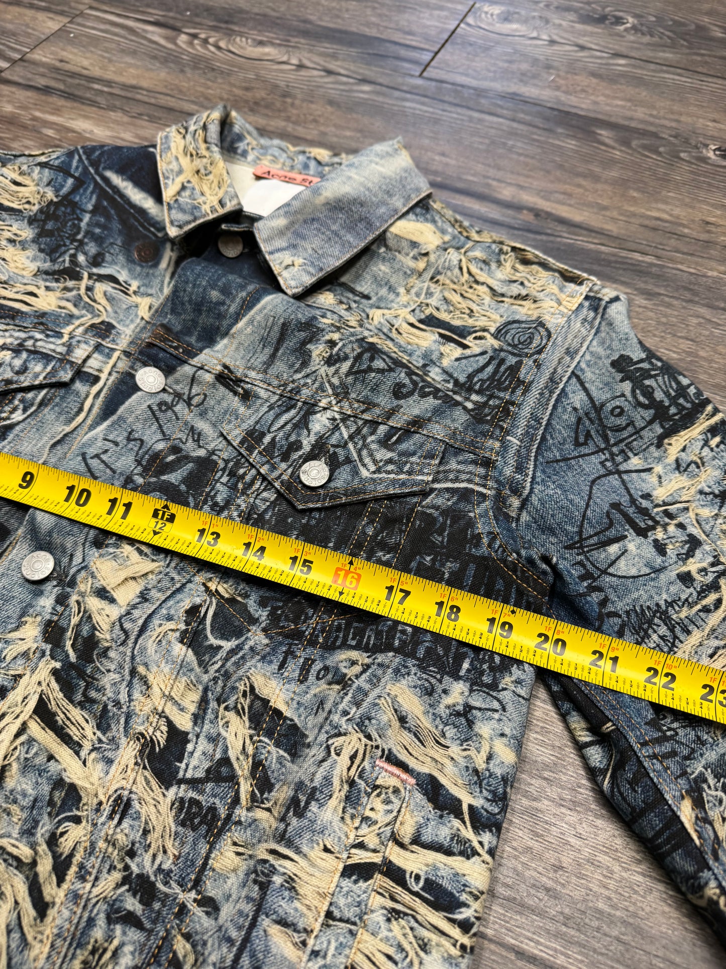 ACNE STUDIOS TROMP L'OEIL JEAN JACKET (L)